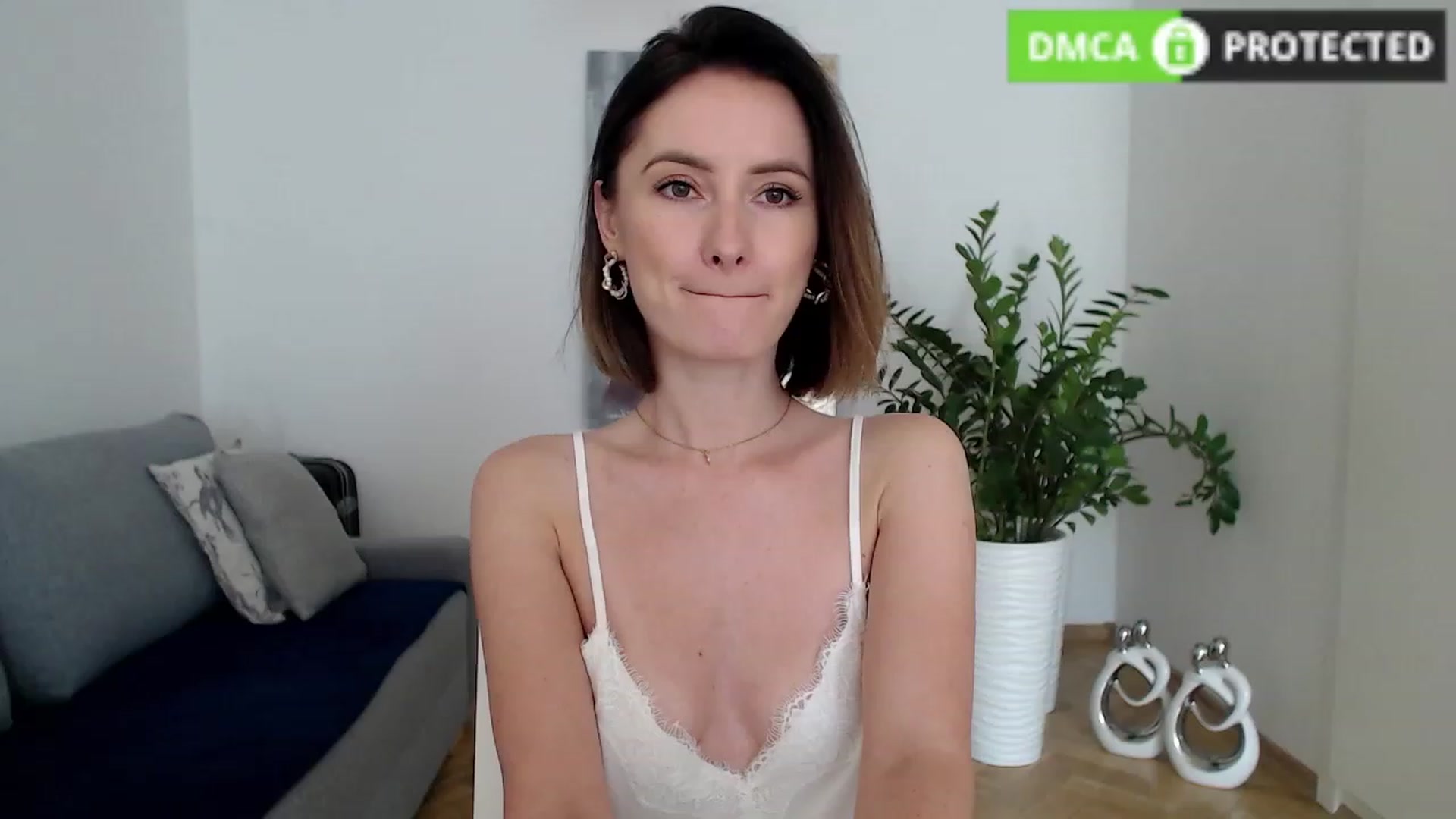 Gallery image thumbnail from PerlaBella's myfreecams stream on, 09/13/2023, 09:58 image 7 of 20