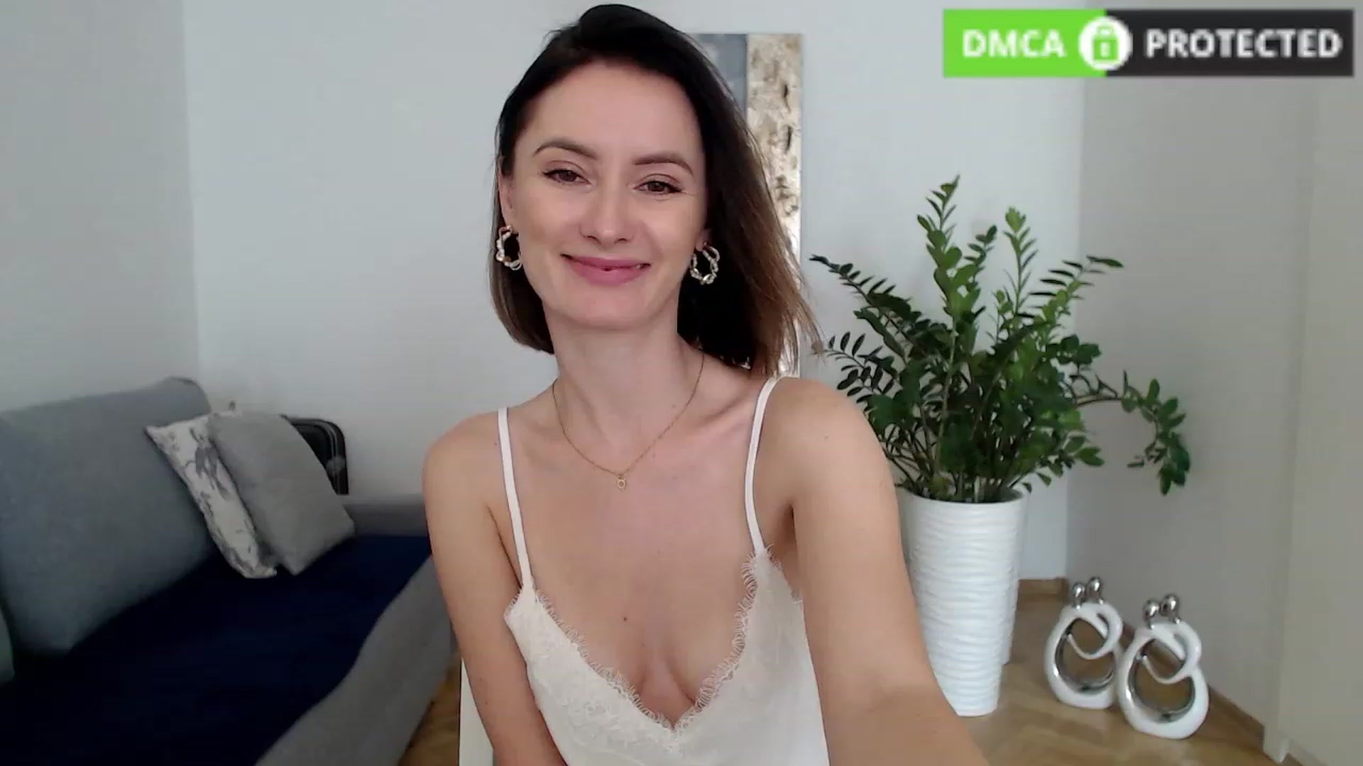 Gallery image thumbnail from PerlaBella's myfreecams stream on, 09/13/2023, 09:58 image 19 of 20