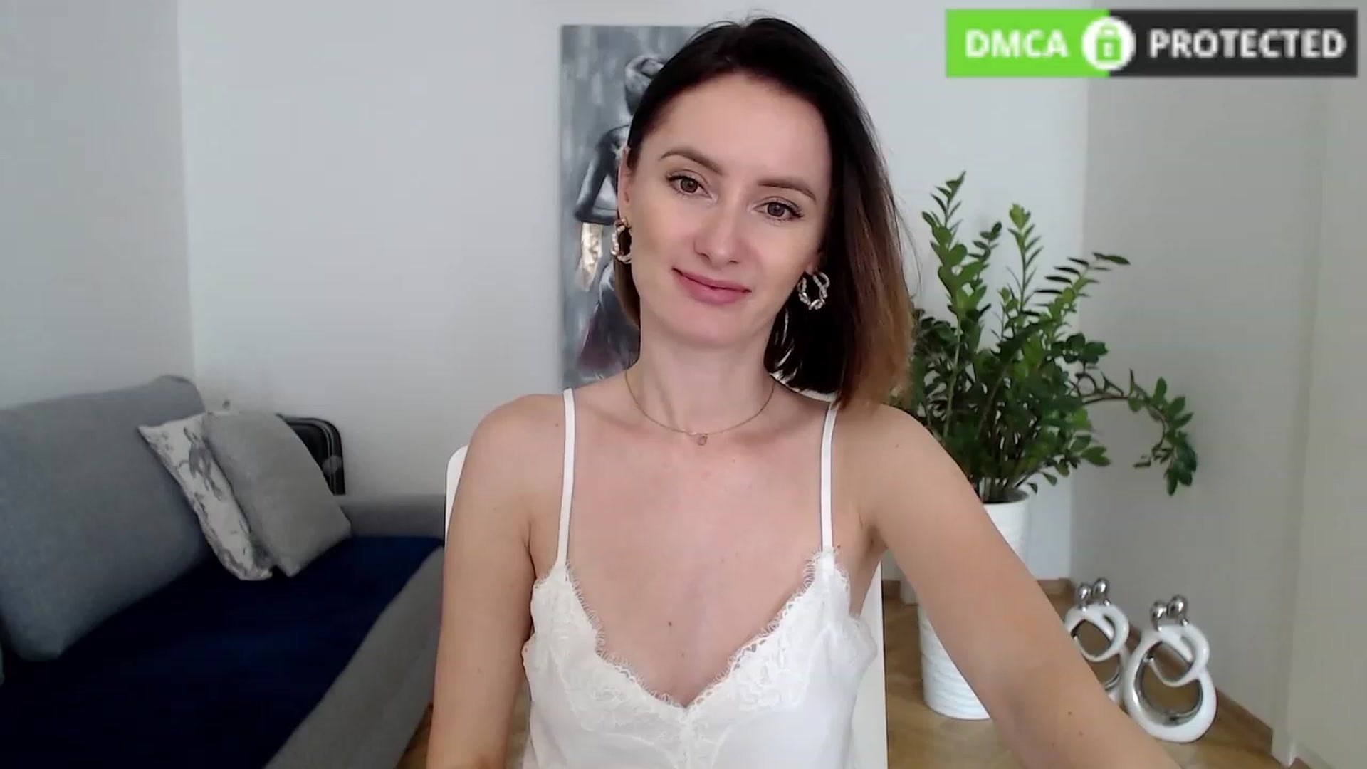 Gallery image thumbnail from PerlaBella's myfreecams stream on, 09/13/2023, 11:45 image 5 of 20