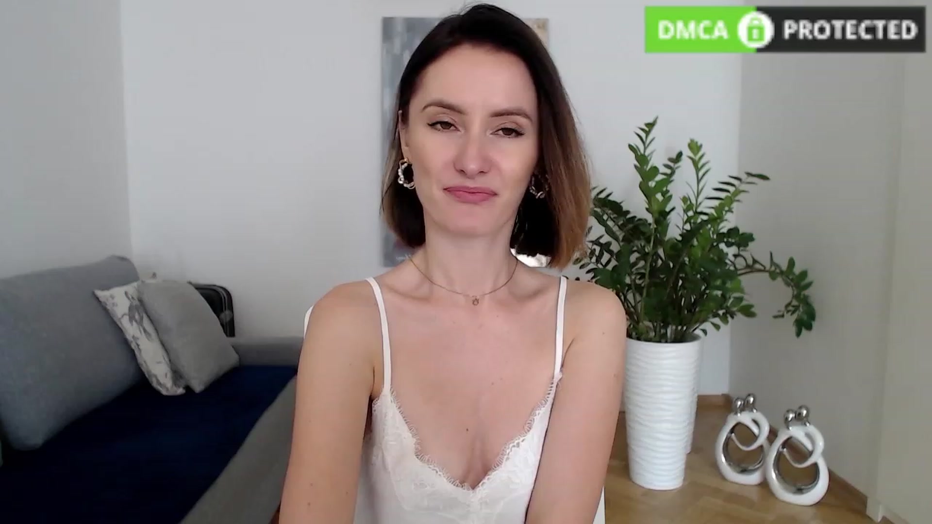 Gallery image thumbnail from PerlaBella's myfreecams stream on, 09/13/2023, 11:45 image 9 of 20
