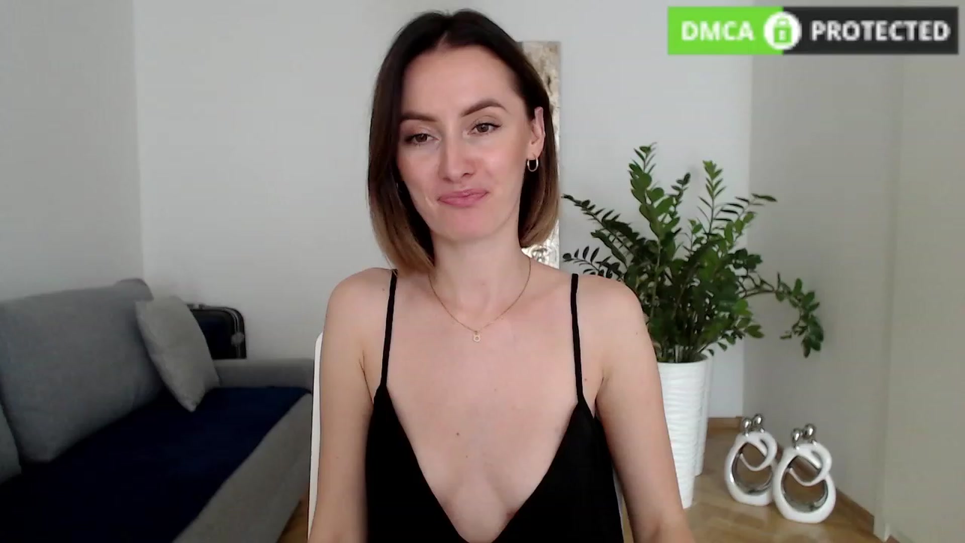 Gallery image thumbnail from PerlaBella's myfreecams stream on, 09/18/2023, 13:00 image 10 of 20