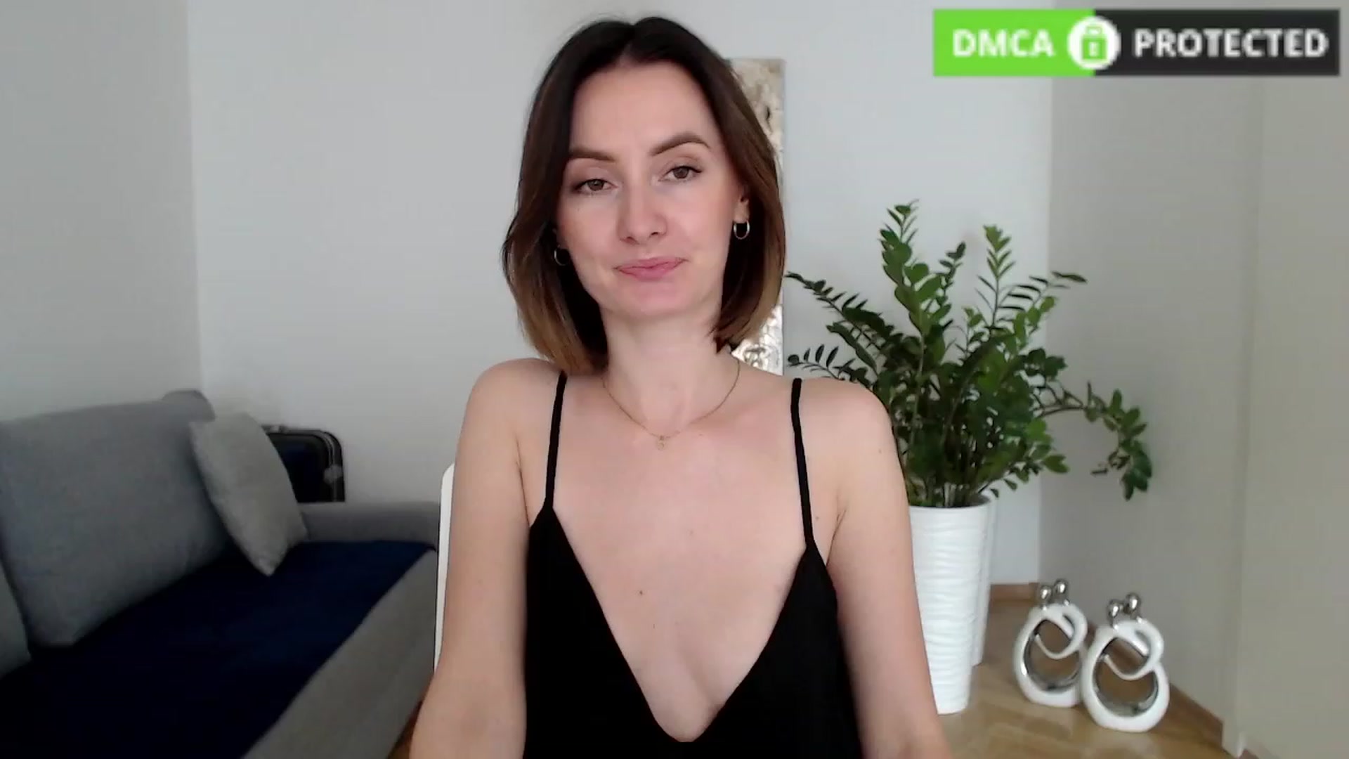 Gallery image thumbnail from PerlaBella's myfreecams stream on, 09/18/2023, 13:00 image 16 of 20