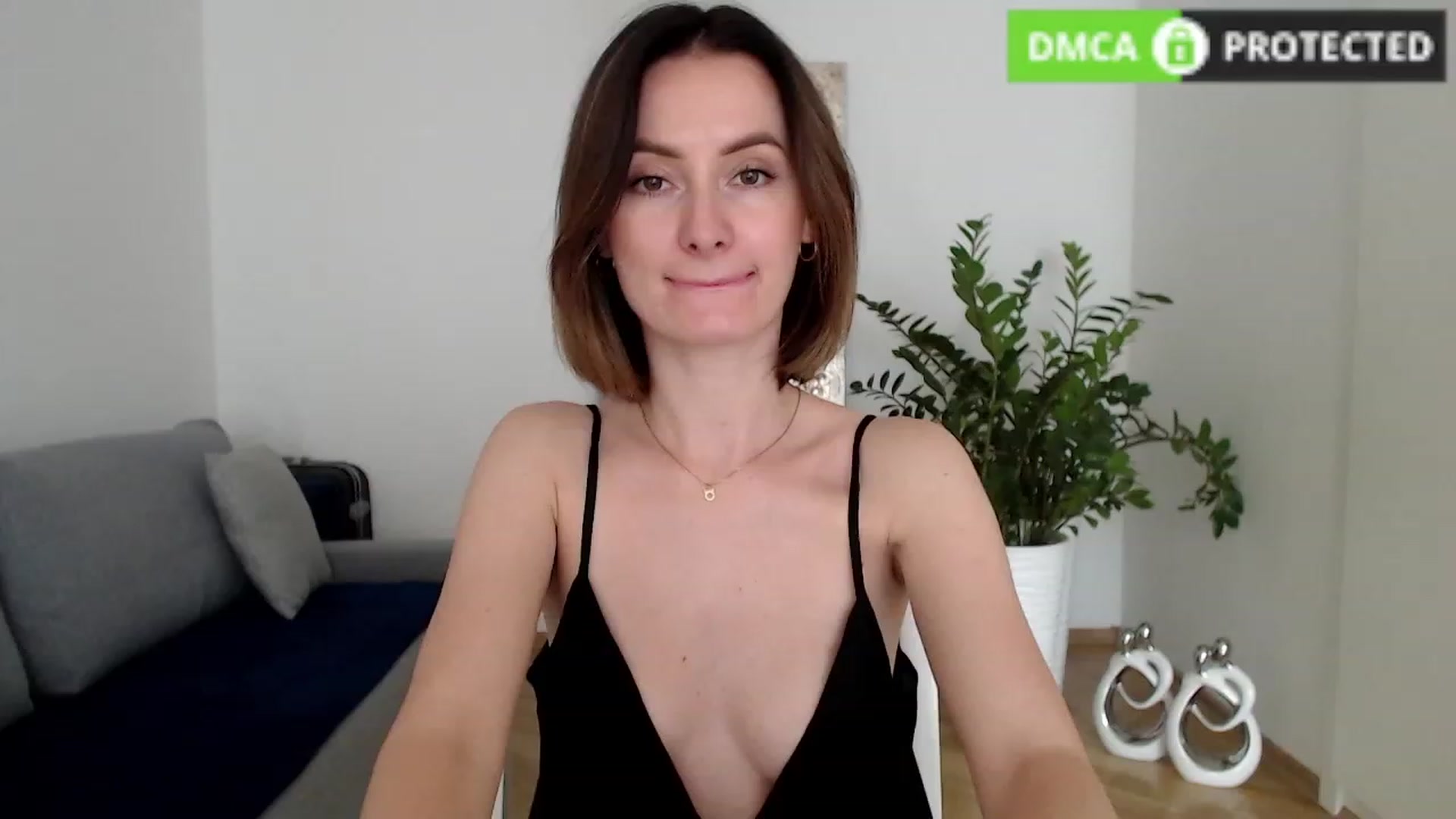 Gallery image thumbnail from PerlaBella's myfreecams stream on, 09/18/2023, 13:00 image 15 of 20