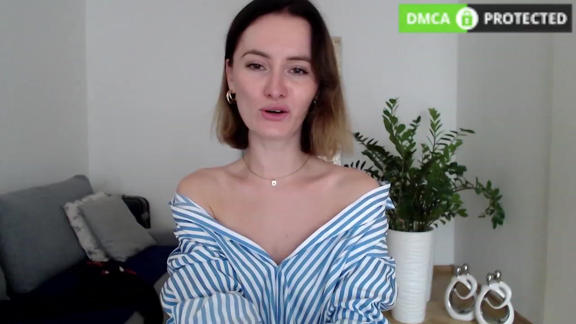 Gallery image thumbnail from PerlaBella's myfreecams stream on, 09/19/2023, 14:09 image 14 of 20
