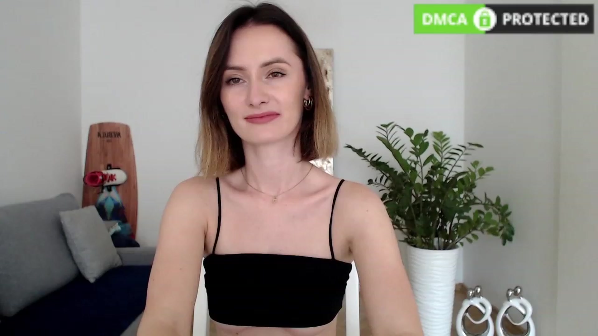 Gallery image thumbnail from PerlaBella's myfreecams stream on, 10/02/2023, 15:06 image 5 of 20