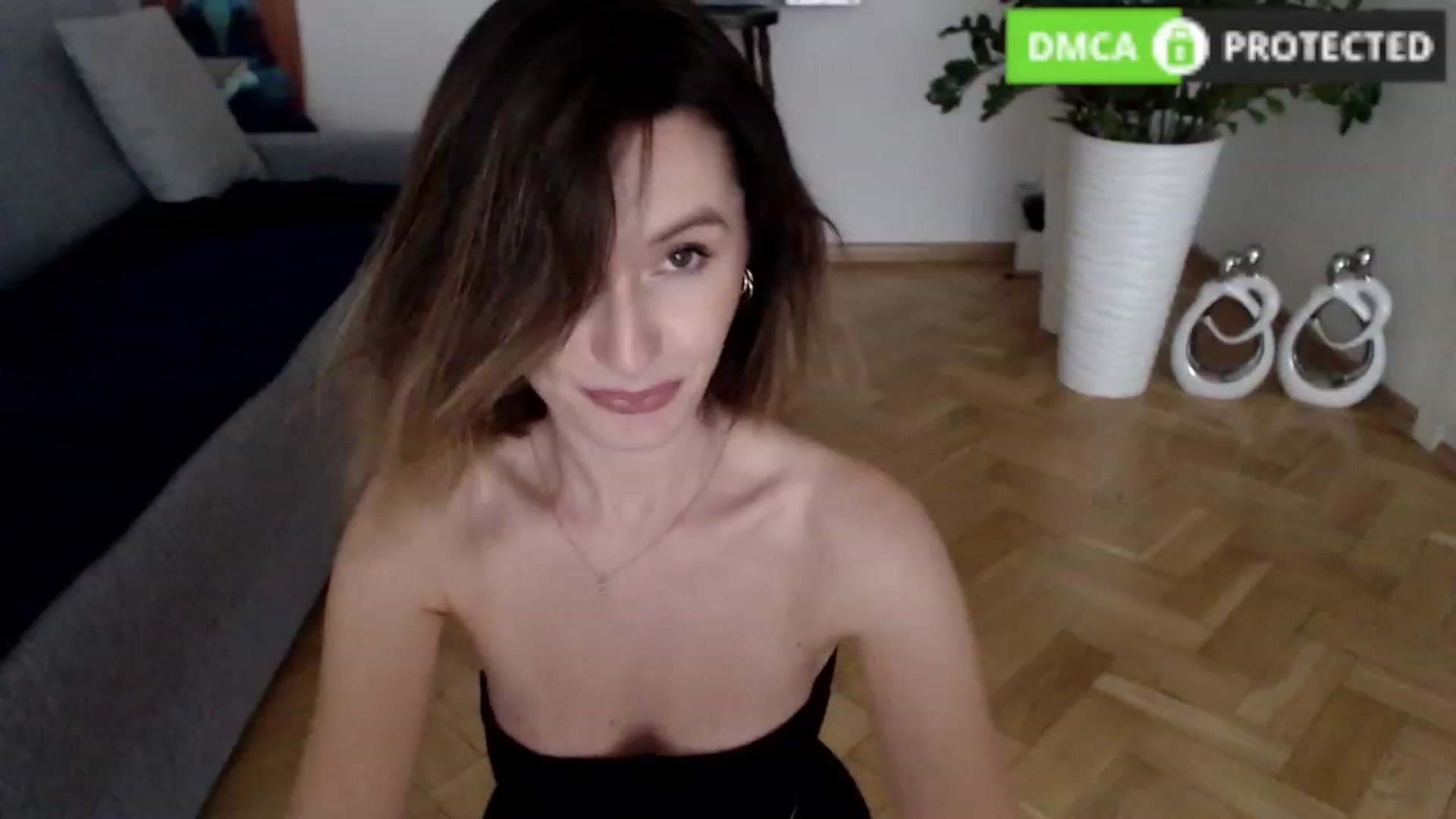Gallery image thumbnail from PerlaBella's myfreecams stream on, 10/02/2023, 15:06 image 19 of 20