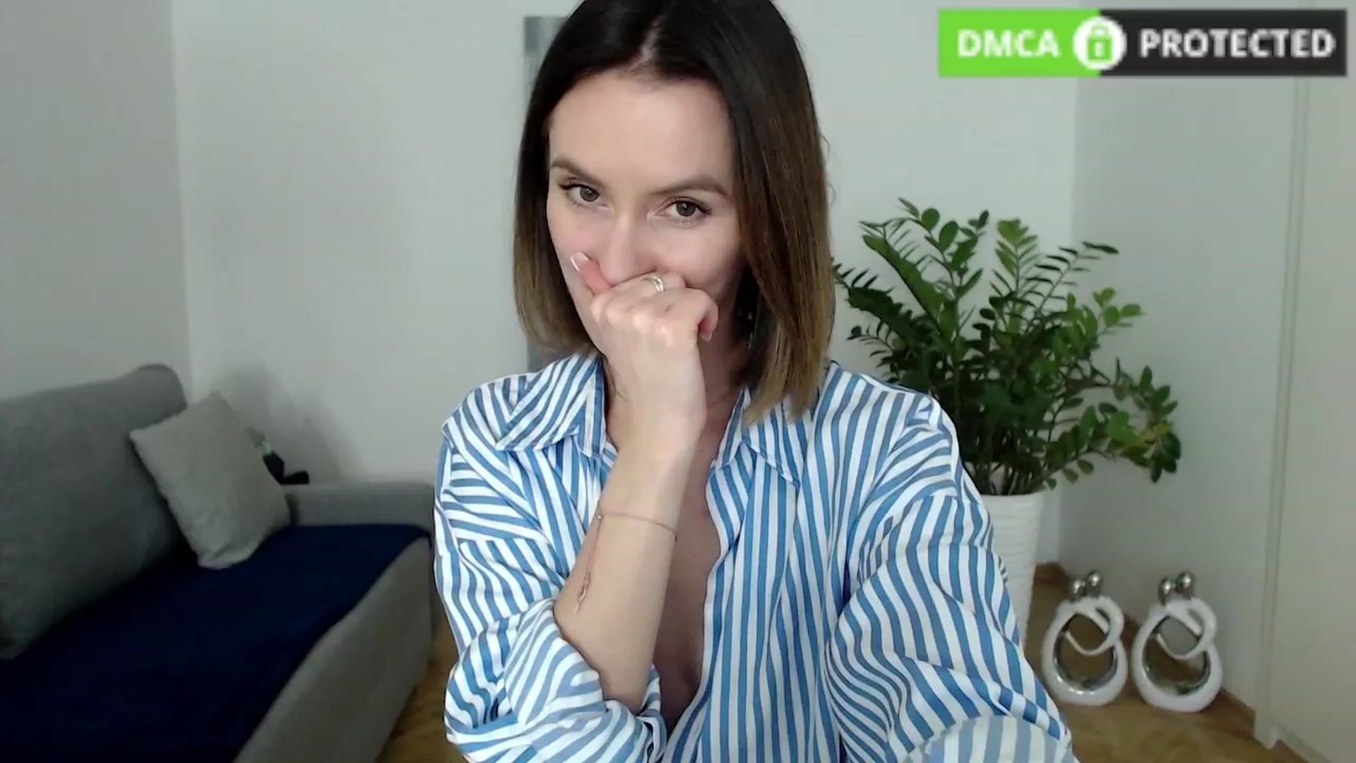 Gallery image thumbnail from PerlaBella's myfreecams stream on, 10/06/2023, 15:38 image 2 of 20