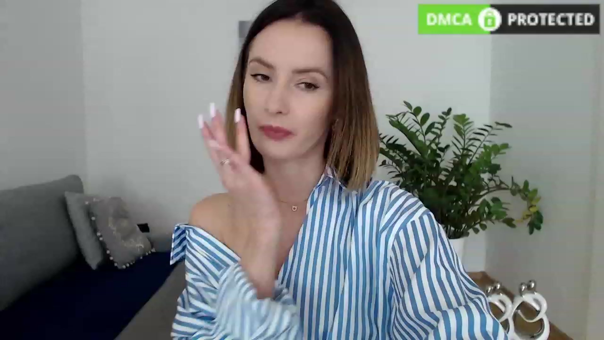 Gallery image thumbnail from PerlaBella's myfreecams stream on, 10/13/2023, 13:39 image 1 of 20