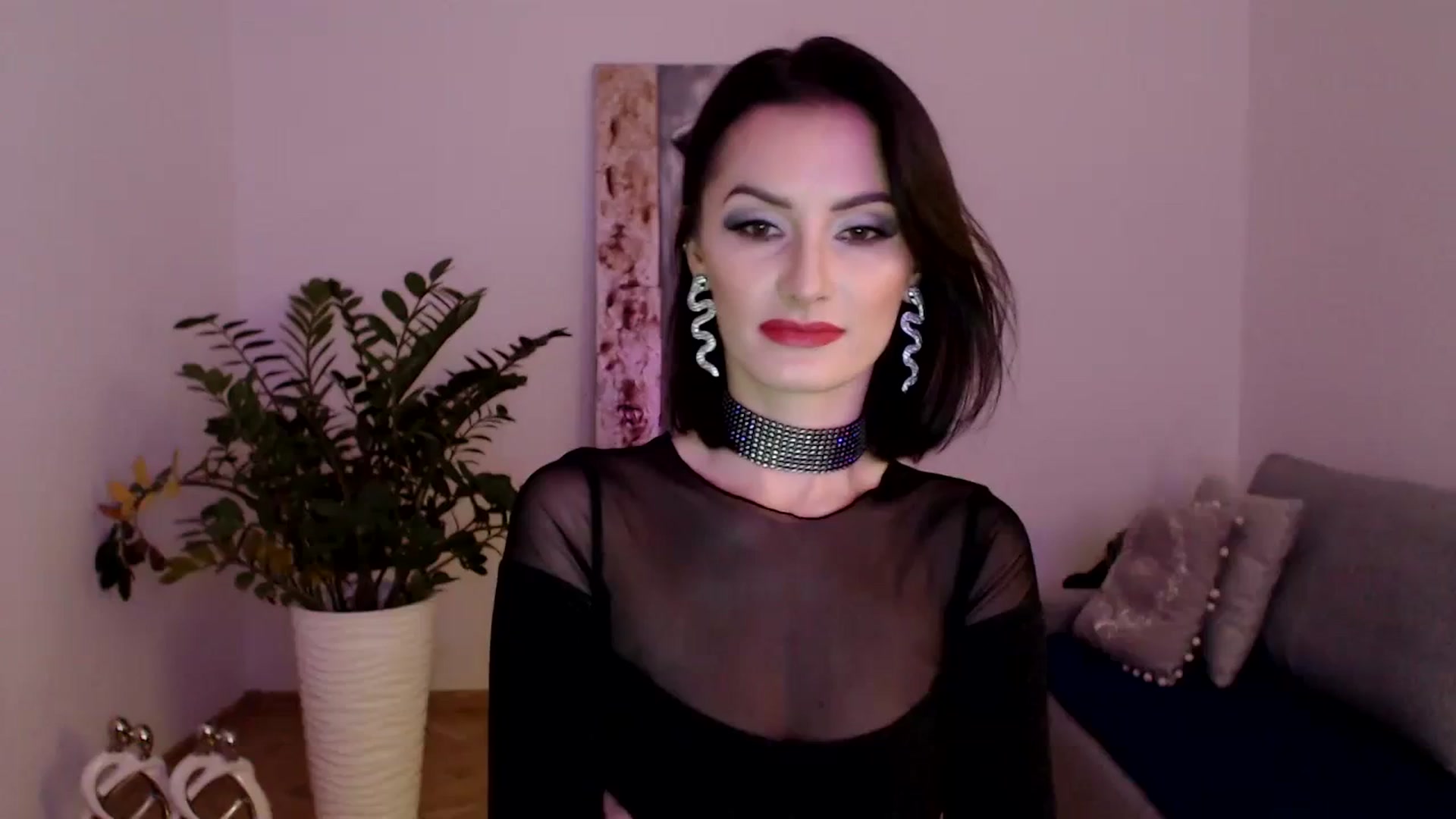 Gallery image thumbnail from PerlaBella's myfreecams stream on, 10/31/2023, 16:18 image 1 of 20