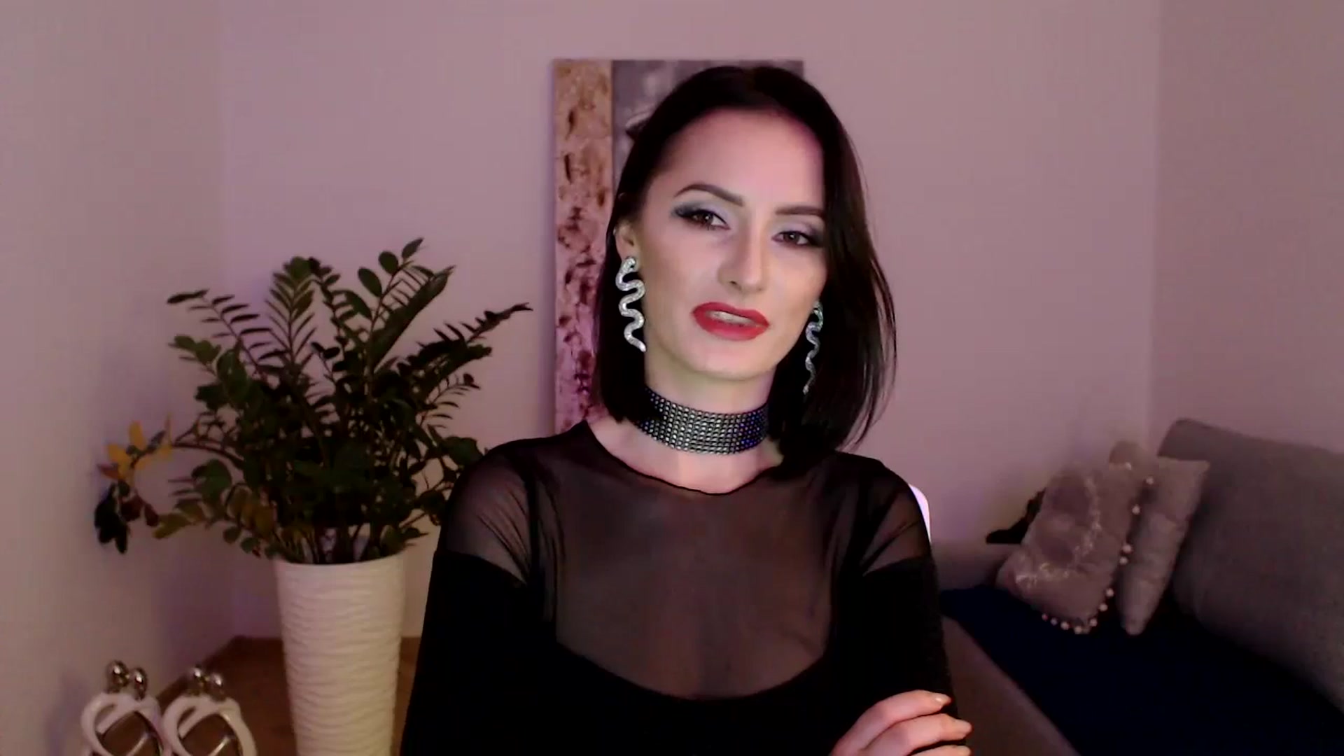 Gallery image thumbnail from PerlaBella's myfreecams stream on, 10/31/2023, 16:18 image 5 of 20