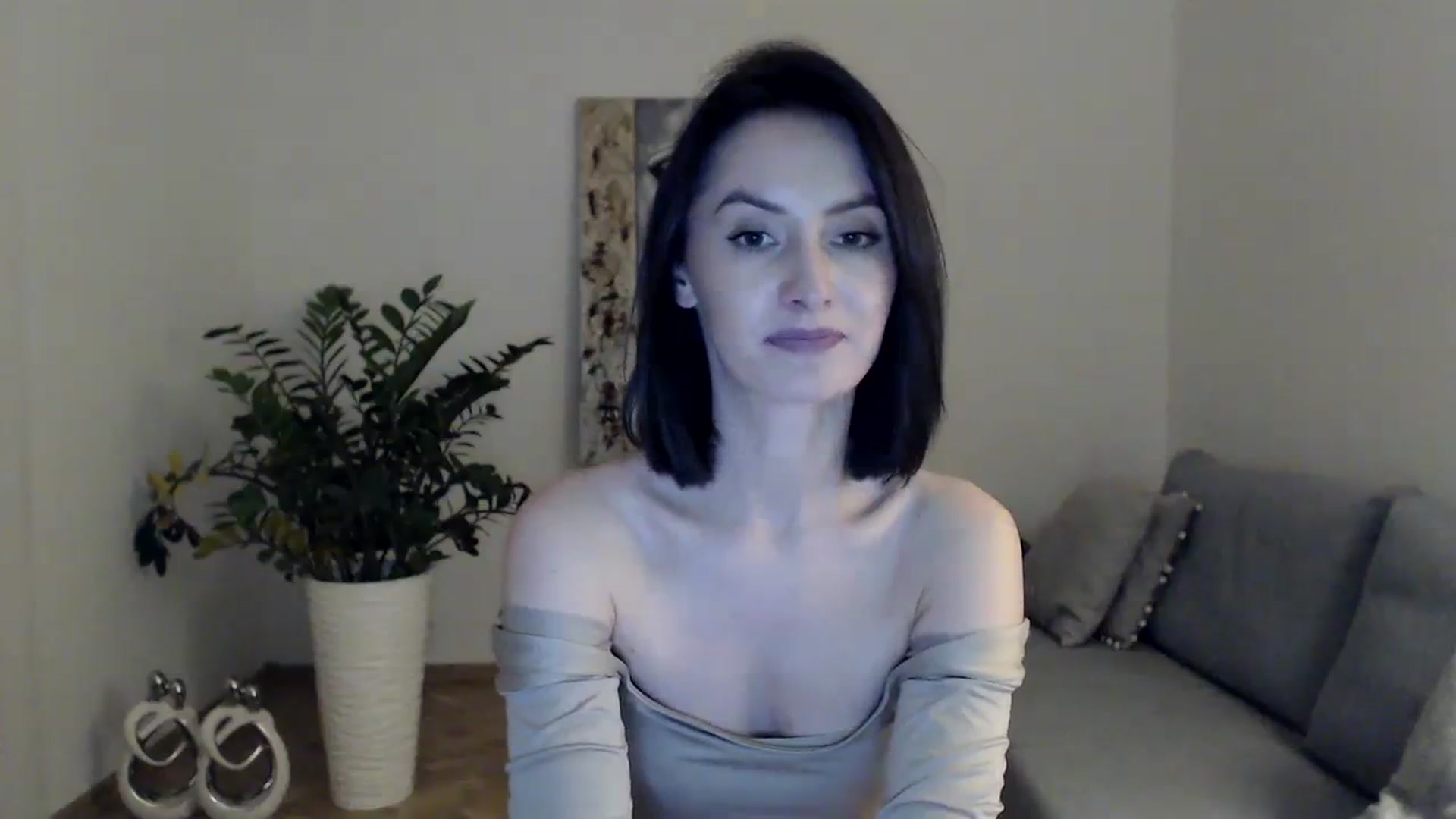 Gallery image thumbnail from PerlaBella's myfreecams stream on, 11/02/2023, 17:55 image 4 of 20