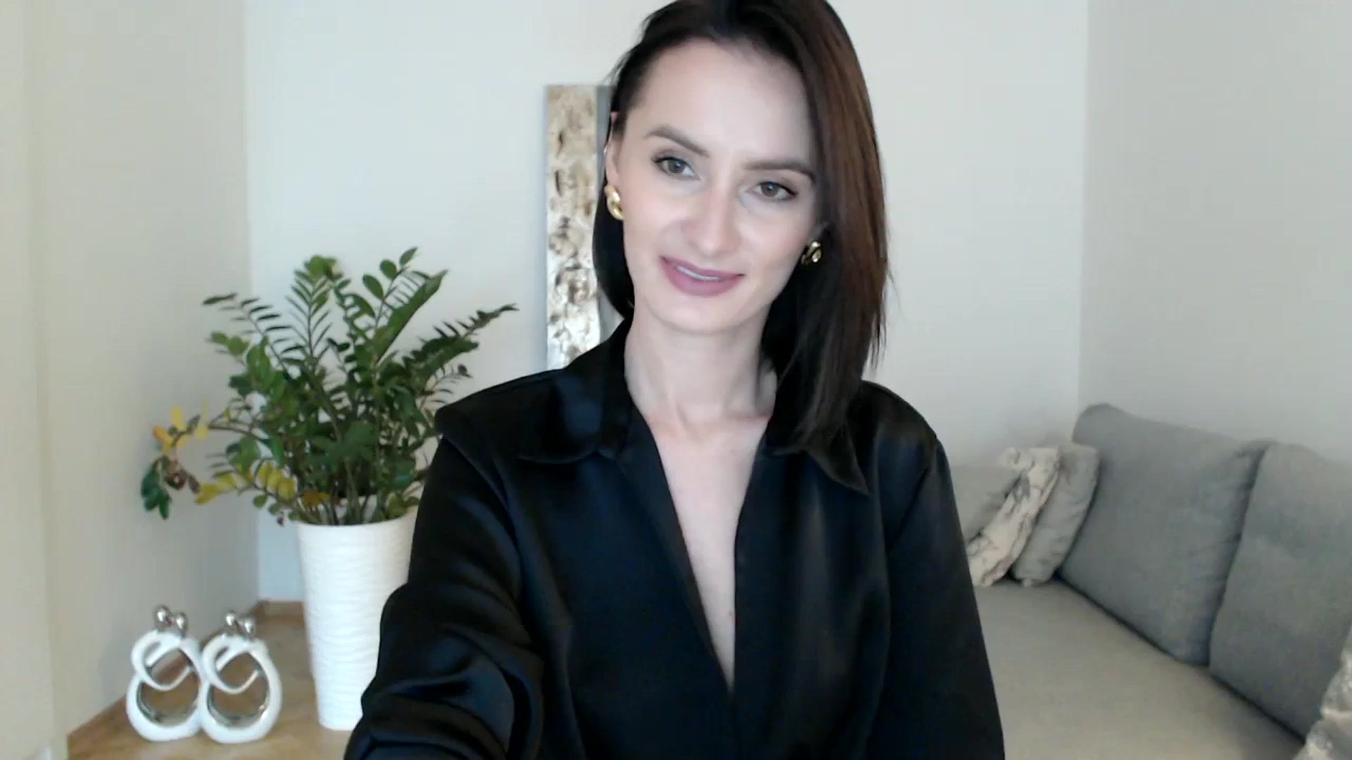 Gallery image thumbnail from PerlaBella's myfreecams stream on, 11/03/2023, 13:20 image 19 of 20