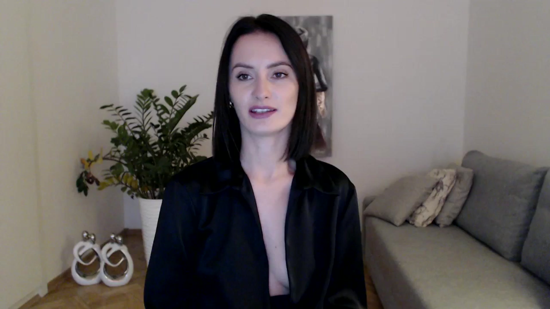 Gallery image thumbnail from PerlaBella's myfreecams stream on, 11/03/2023, 14:31 image 1 of 20