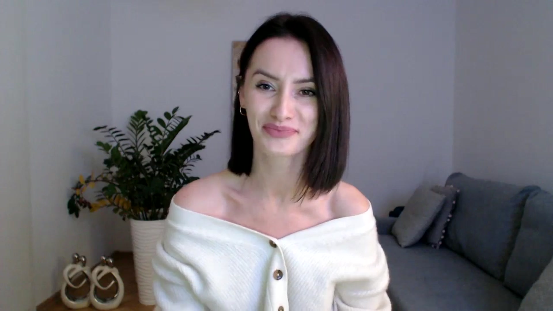 Gallery image thumbnail from PerlaBella's myfreecams stream on, 11/06/2023, 18:41 image 4 of 20