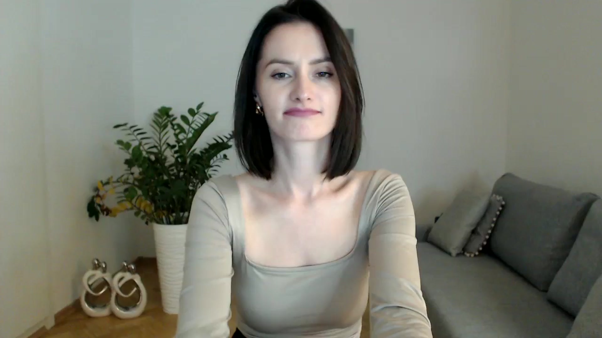 Gallery image thumbnail from PerlaBella's myfreecams stream on, 11/07/2023, 17:21 image 20 of 20
