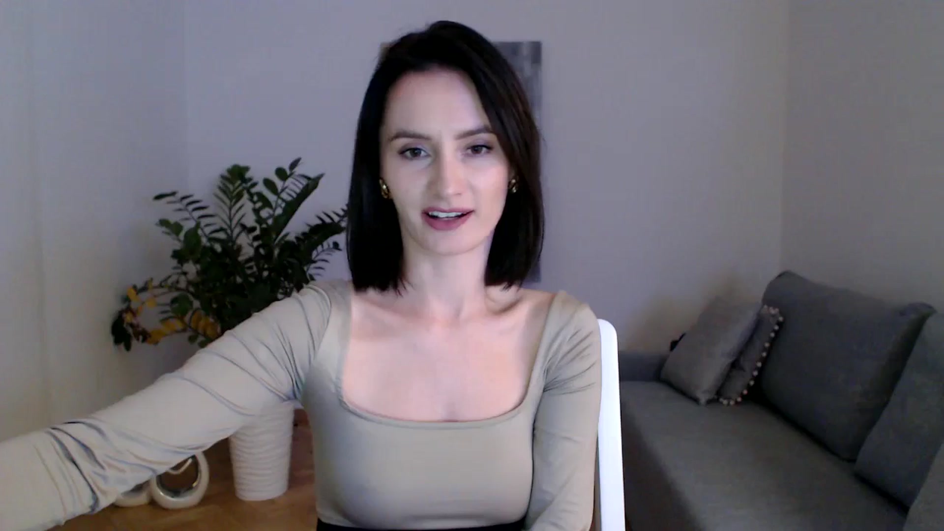 Gallery image thumbnail from PerlaBella's myfreecams stream on, 11/07/2023, 18:47 image 16 of 20