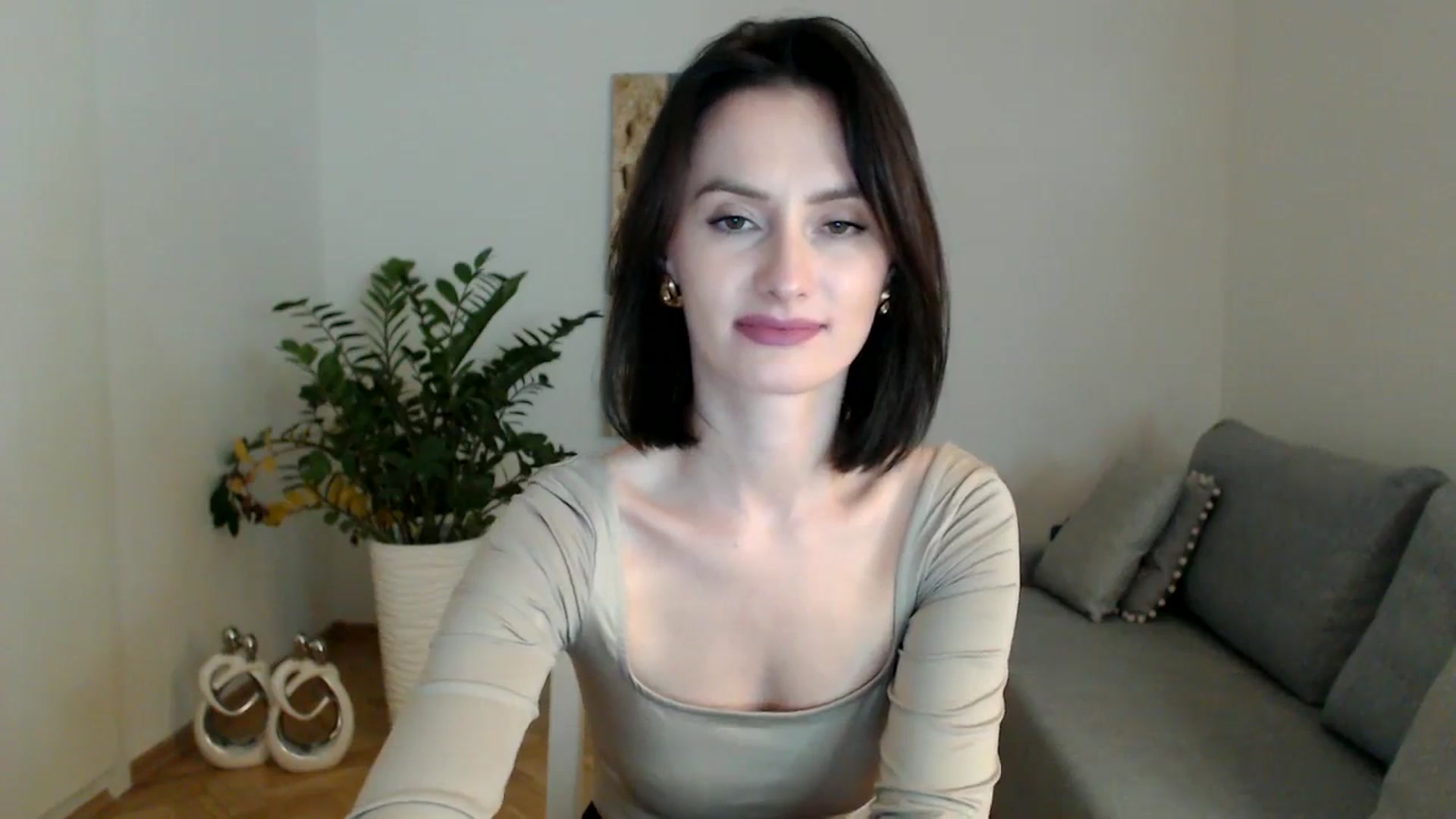 Gallery image thumbnail from PerlaBella's myfreecams stream on, 11/07/2023, 18:47 image 2 of 20