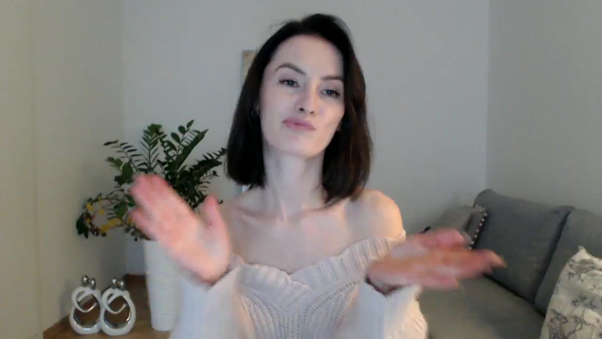 Gallery image thumbnail from PerlaBella's myfreecams stream on, 11/08/2023, 14:15 image 8 of 20