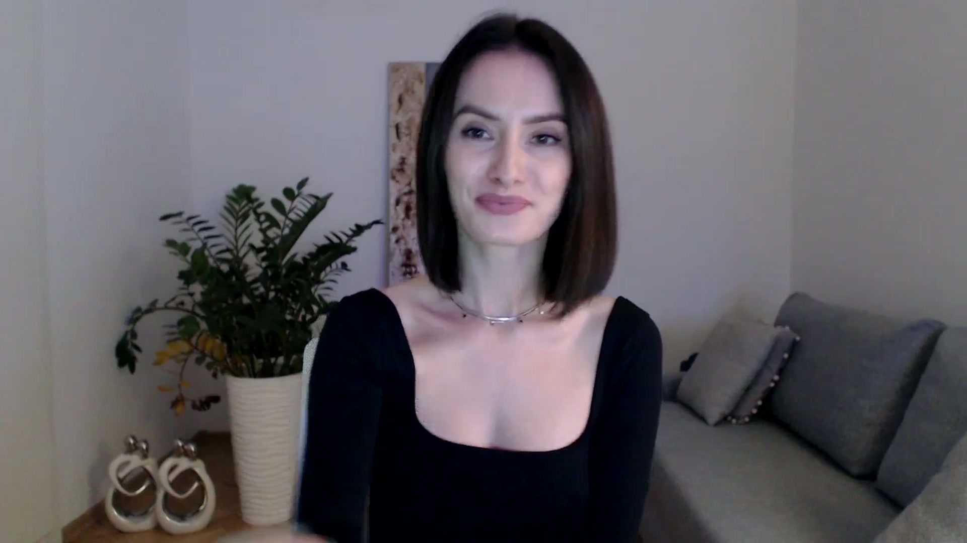 Gallery image thumbnail from PerlaBella's myfreecams stream on, 11/09/2023, 15:45 image 7 of 20