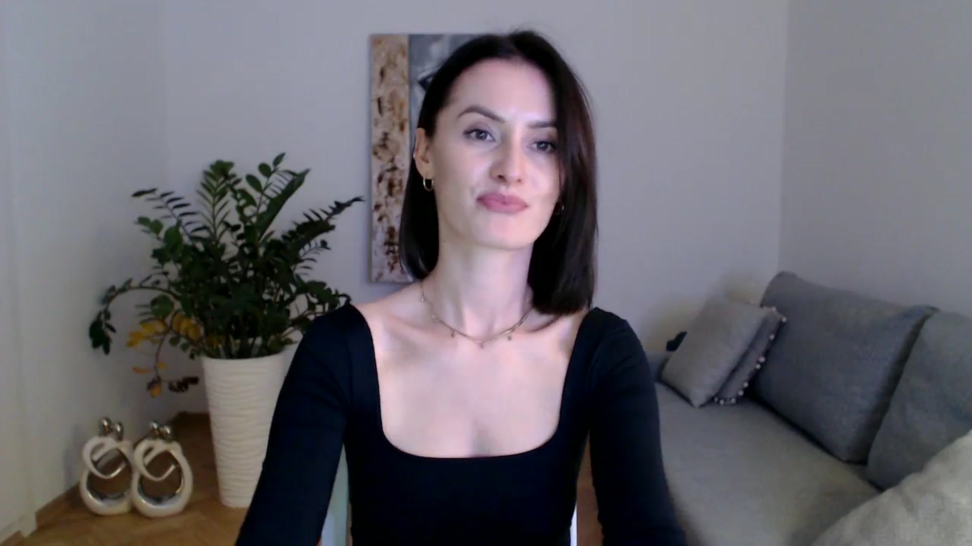 Gallery image thumbnail from PerlaBella's myfreecams stream on, 11/09/2023, 17:23 image 9 of 20