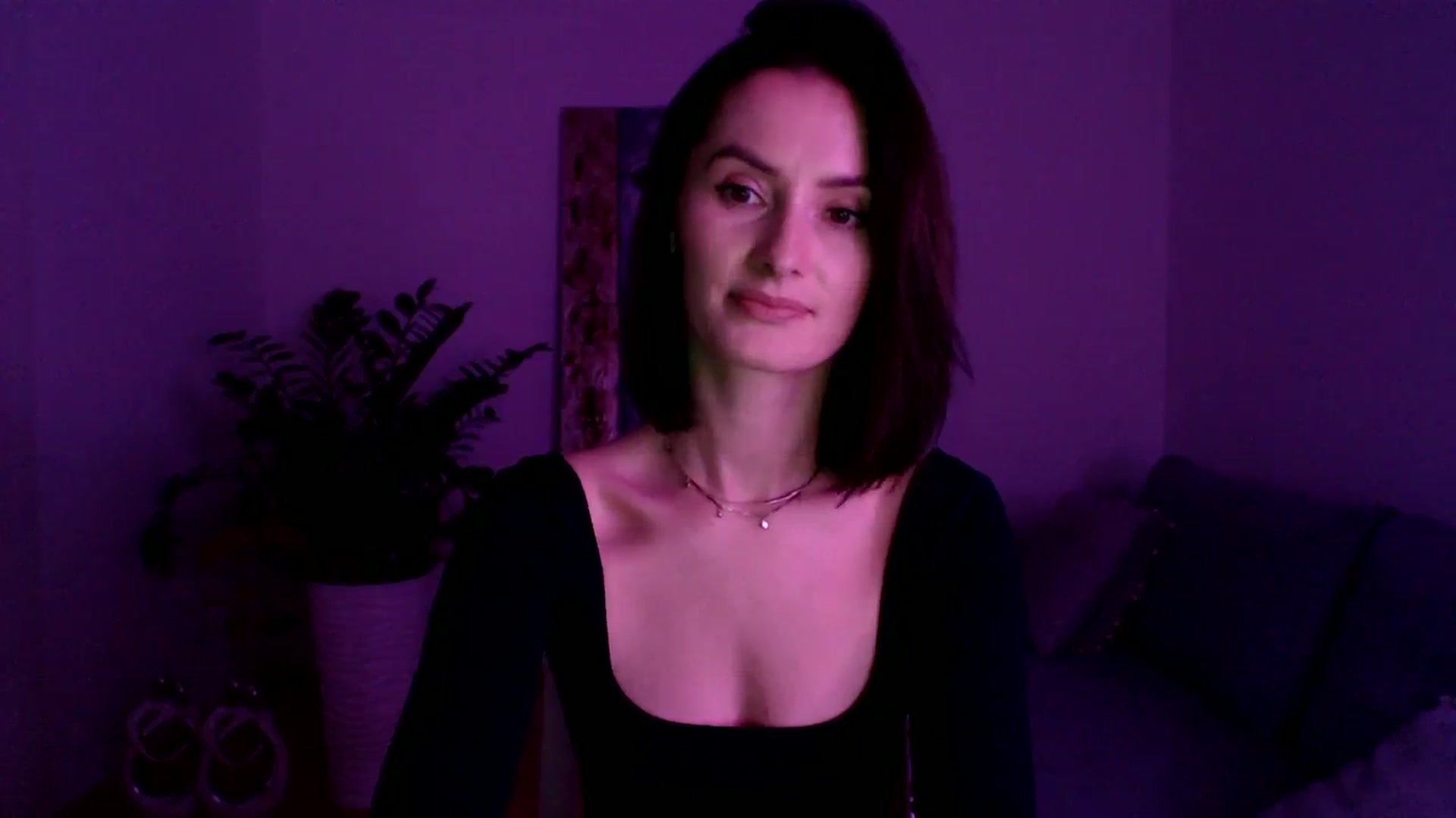 Gallery image thumbnail from PerlaBella's myfreecams stream on, 11/09/2023, 17:23 image 20 of 20