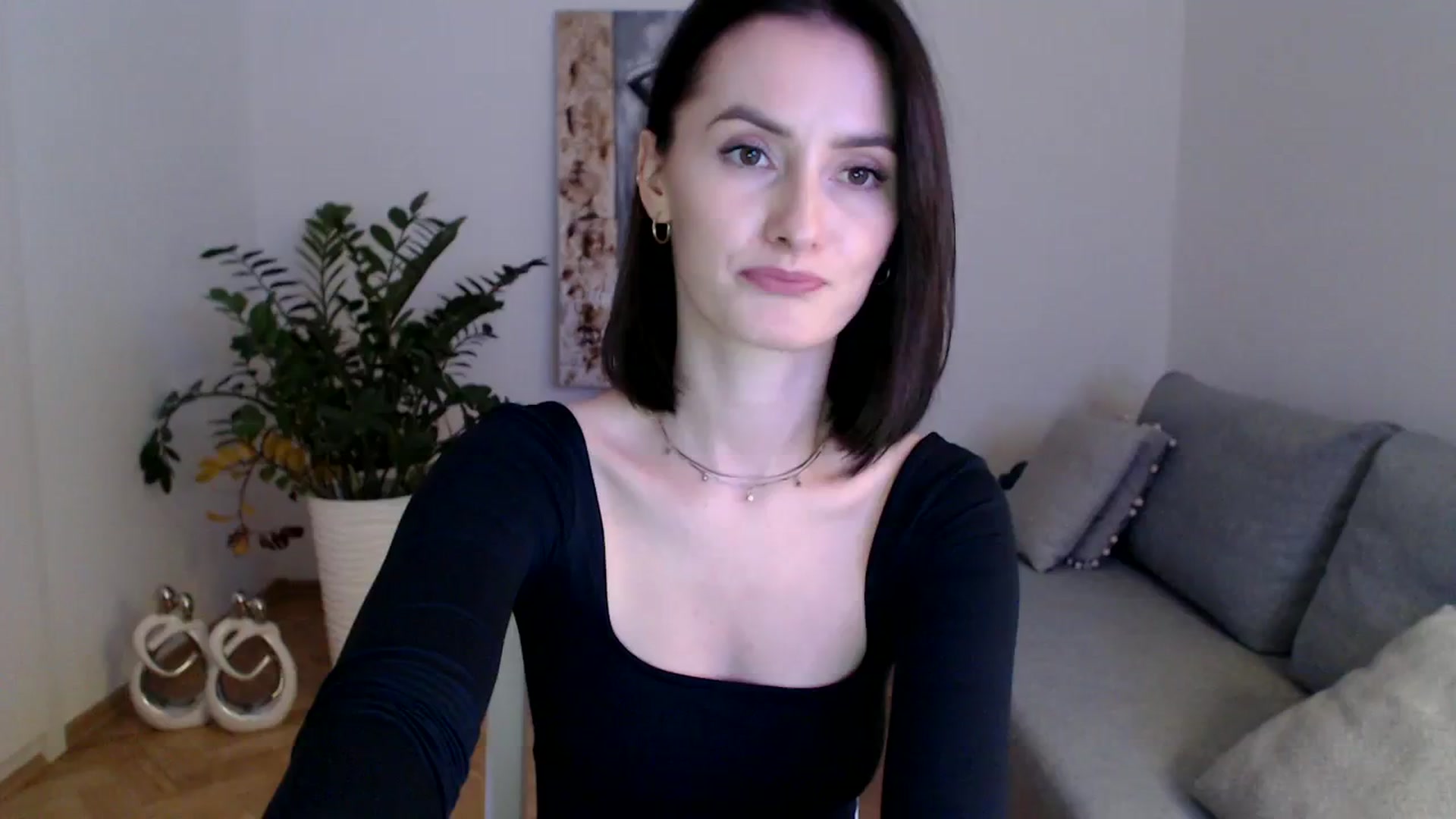 Gallery image thumbnail from PerlaBella's myfreecams stream on, 11/09/2023, 17:23 image 13 of 20