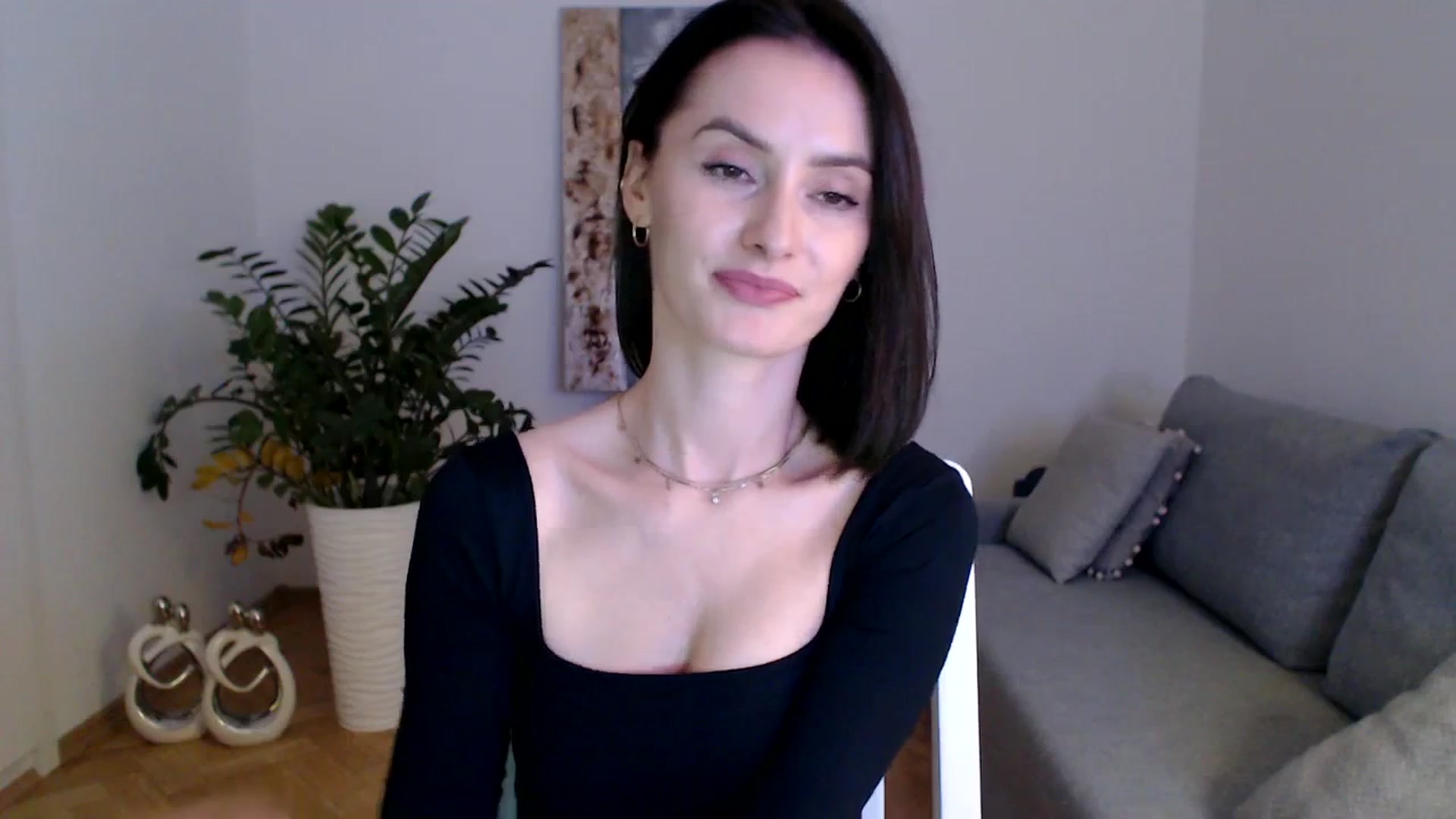 Gallery image thumbnail from PerlaBella's myfreecams stream on, 11/09/2023, 17:23 image 12 of 20