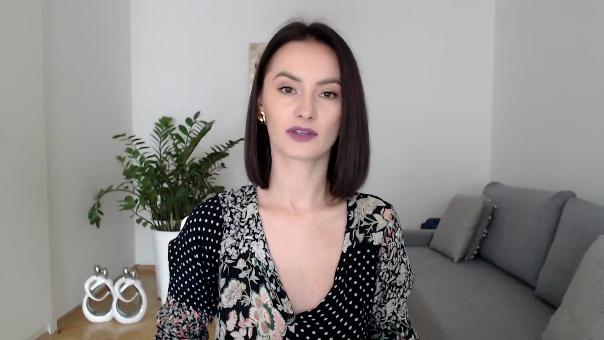 Gallery image thumbnail from PerlaBella's myfreecams stream on, 11/13/2023, 14:26 image 1 of 20