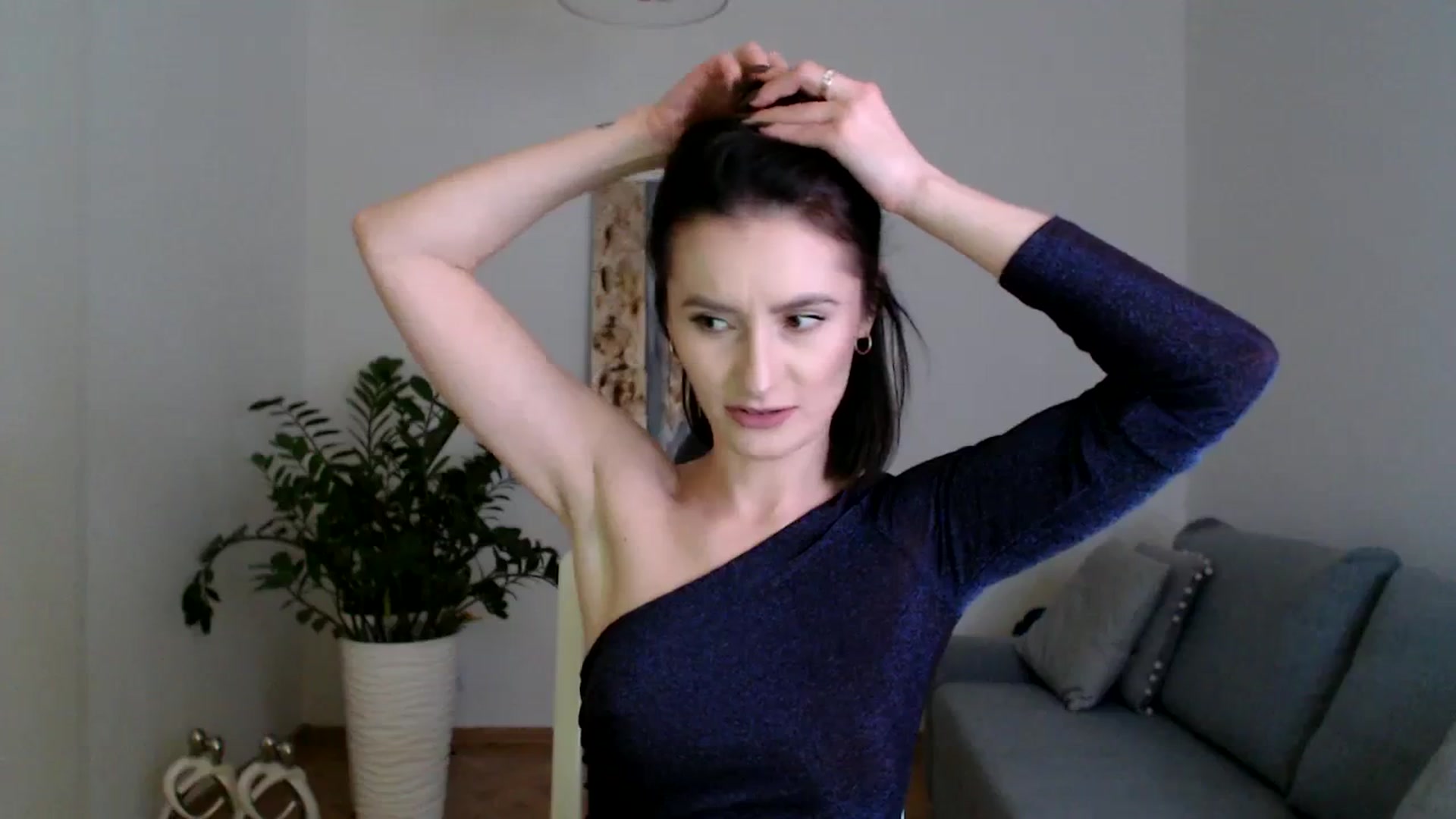 Gallery image thumbnail from PerlaBella's myfreecams stream on, 11/14/2023, 16:54 image 13 of 20