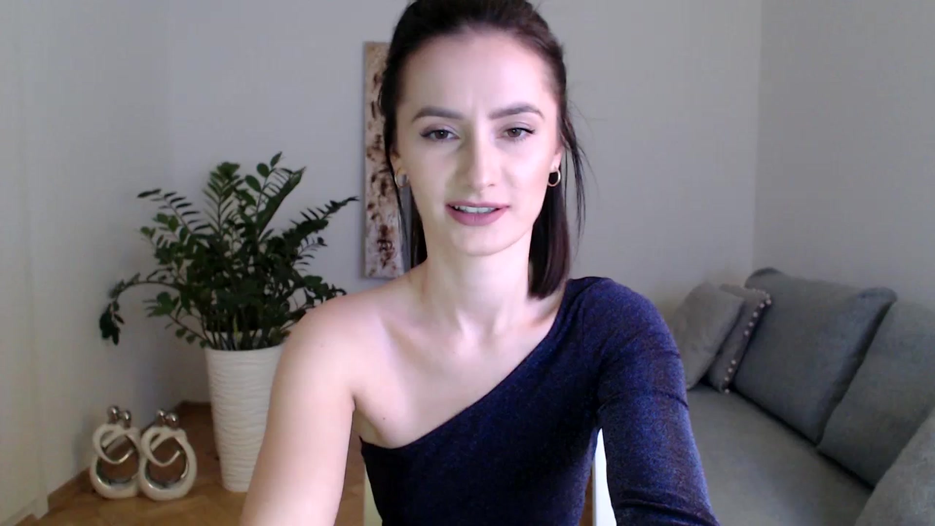 Gallery image thumbnail from PerlaBella's myfreecams stream on, 11/14/2023, 16:54 image 3 of 20