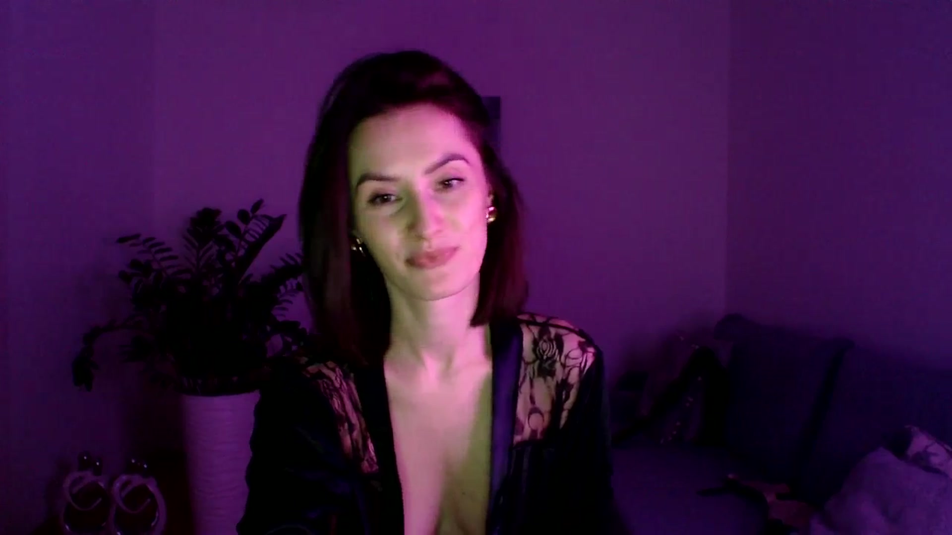 Gallery image thumbnail from PerlaBella's myfreecams stream on, 11/15/2023, 16:42 image 17 of 20