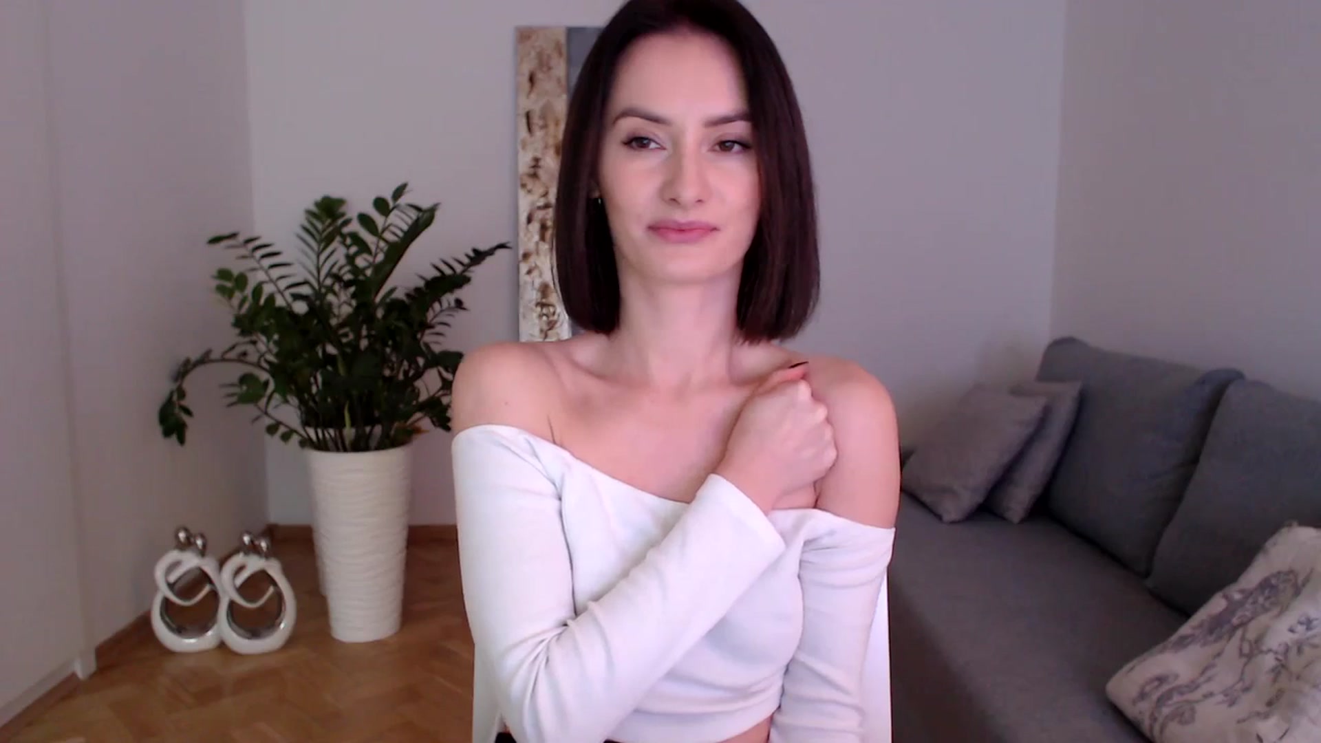 Gallery image thumbnail from PerlaBella's myfreecams stream on, 11/20/2023, 12:40 image 8 of 20