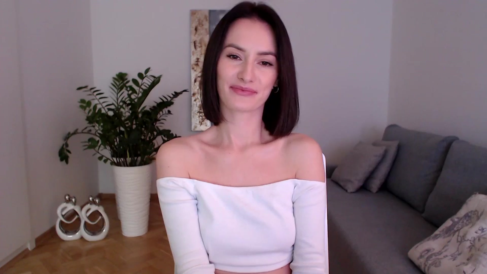 Gallery image thumbnail from PerlaBella's myfreecams stream on, 11/20/2023, 12:40 image 4 of 20