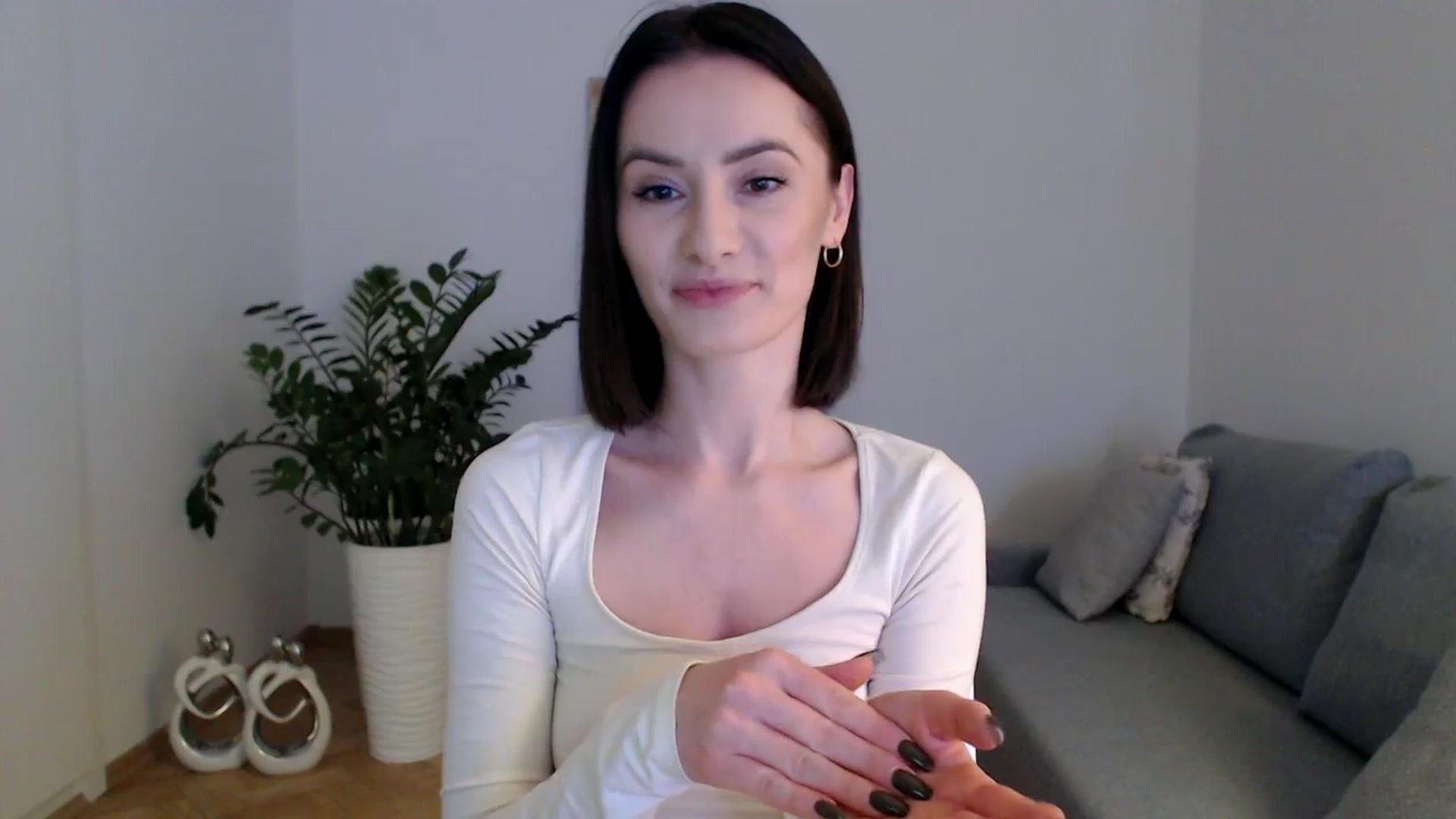 Gallery image thumbnail from PerlaBella's myfreecams stream on, 11/23/2023, 14:48 image 6 of 20