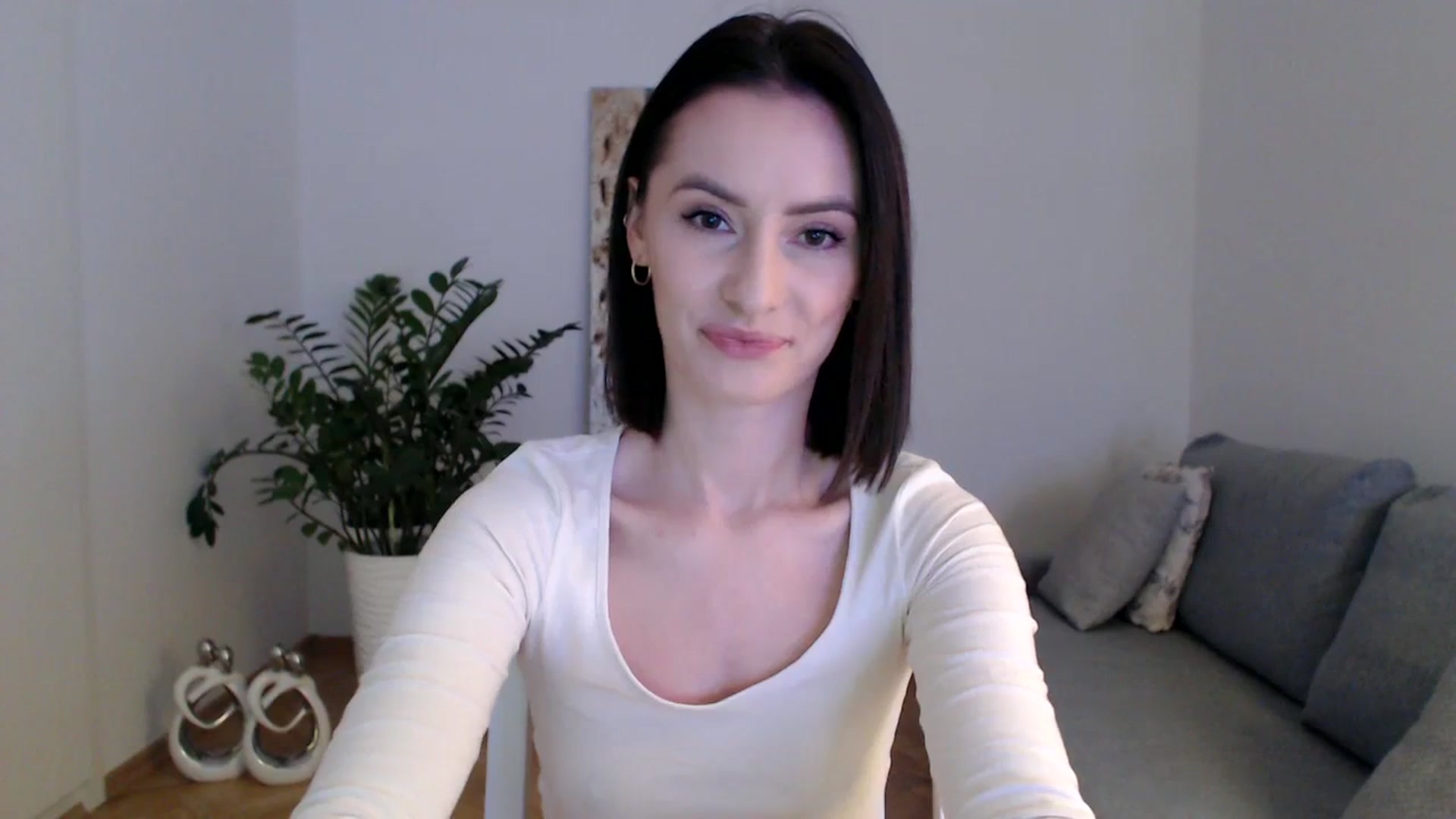 Gallery image thumbnail from PerlaBella's myfreecams stream on, 11/23/2023, 14:48 image 4 of 20