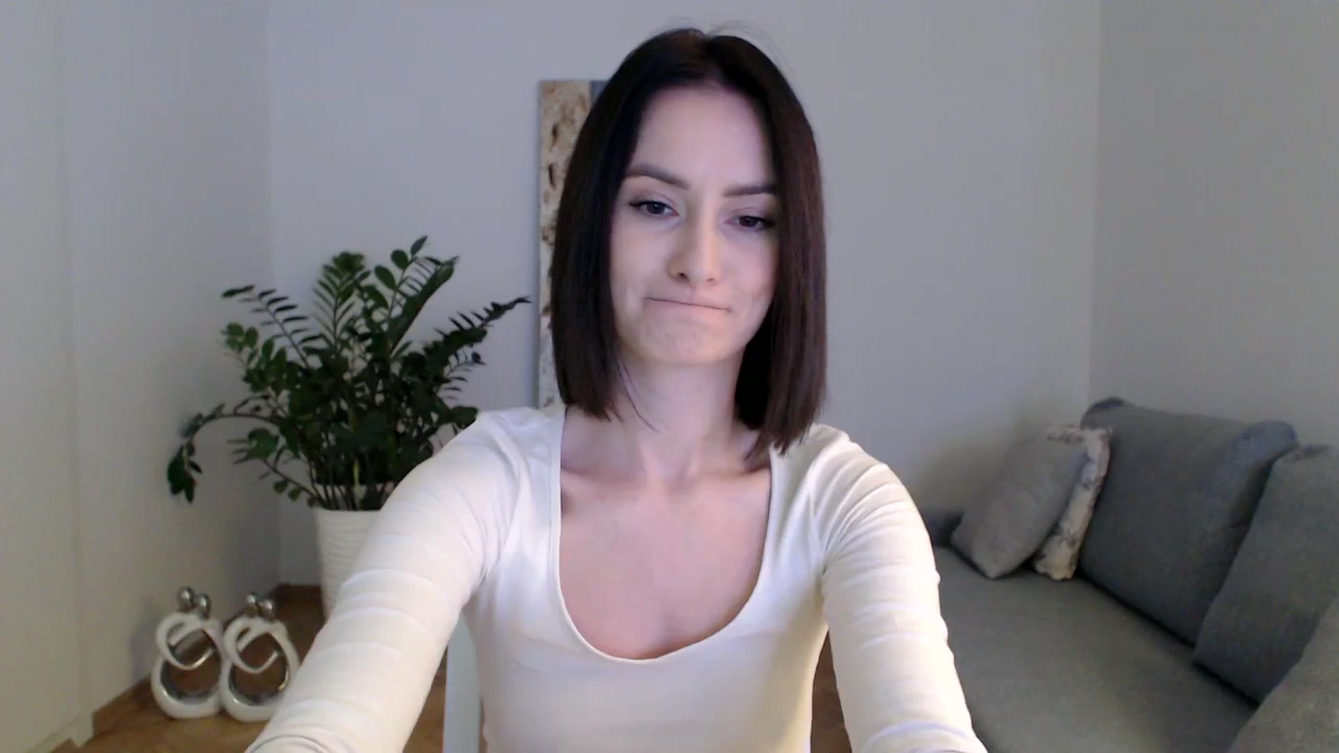 Gallery image thumbnail from PerlaBella's myfreecams stream on, 11/23/2023, 14:48 image 5 of 20