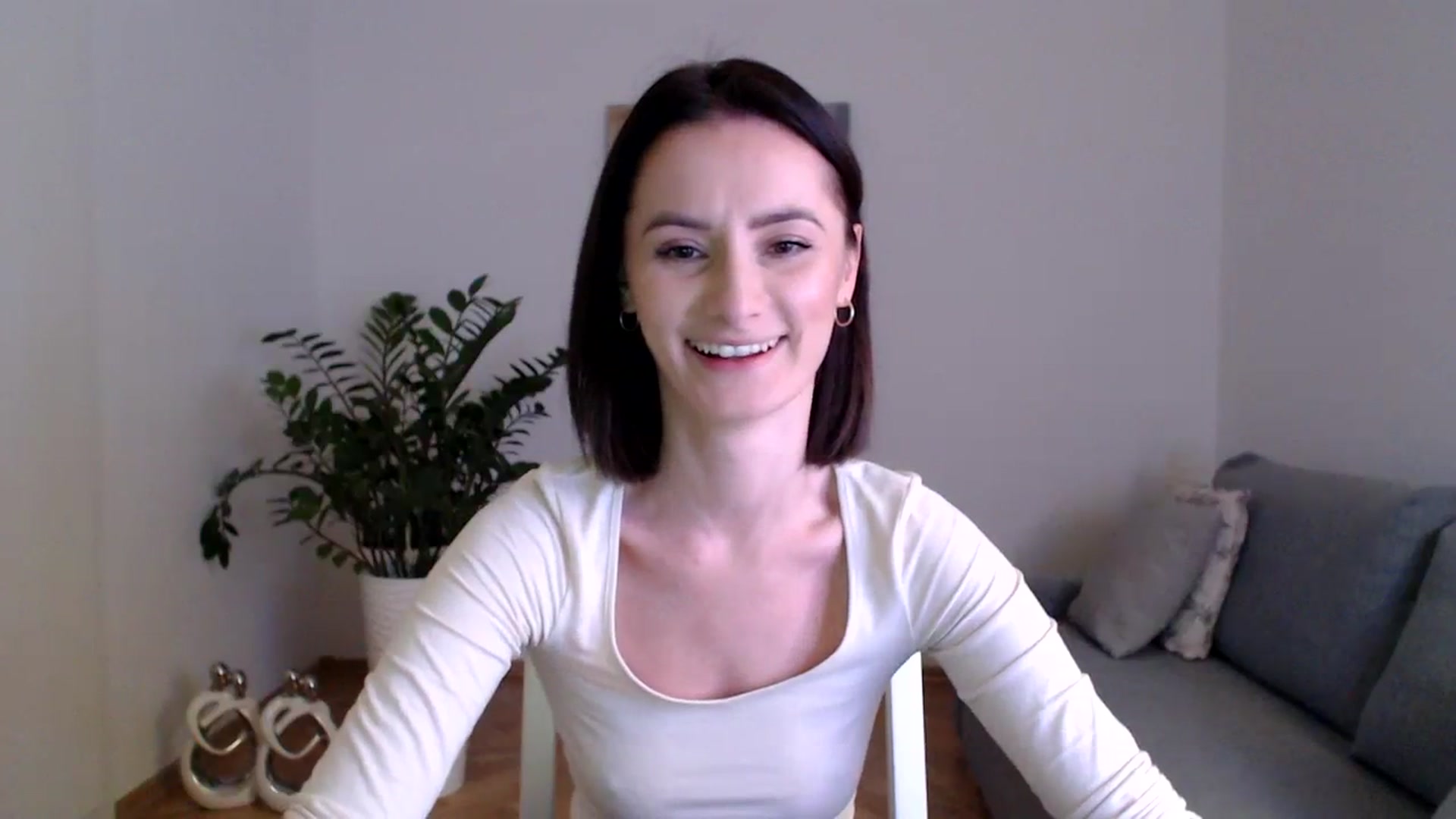 Gallery image thumbnail from PerlaBella's myfreecams stream on, 11/23/2023, 16:20 image 3 of 20
