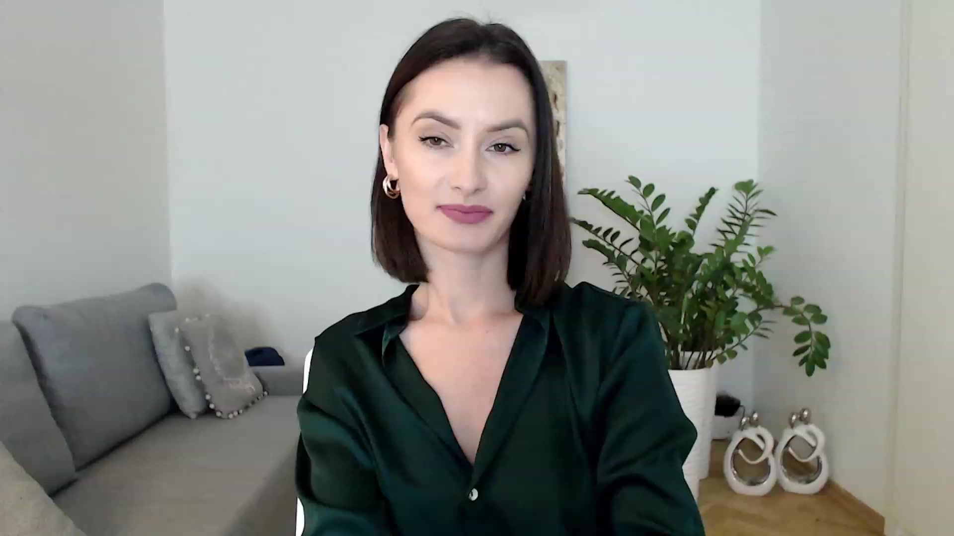 Gallery image thumbnail from PerlaBella's myfreecams stream on, 11/27/2023, 13:19 image 1 of 20