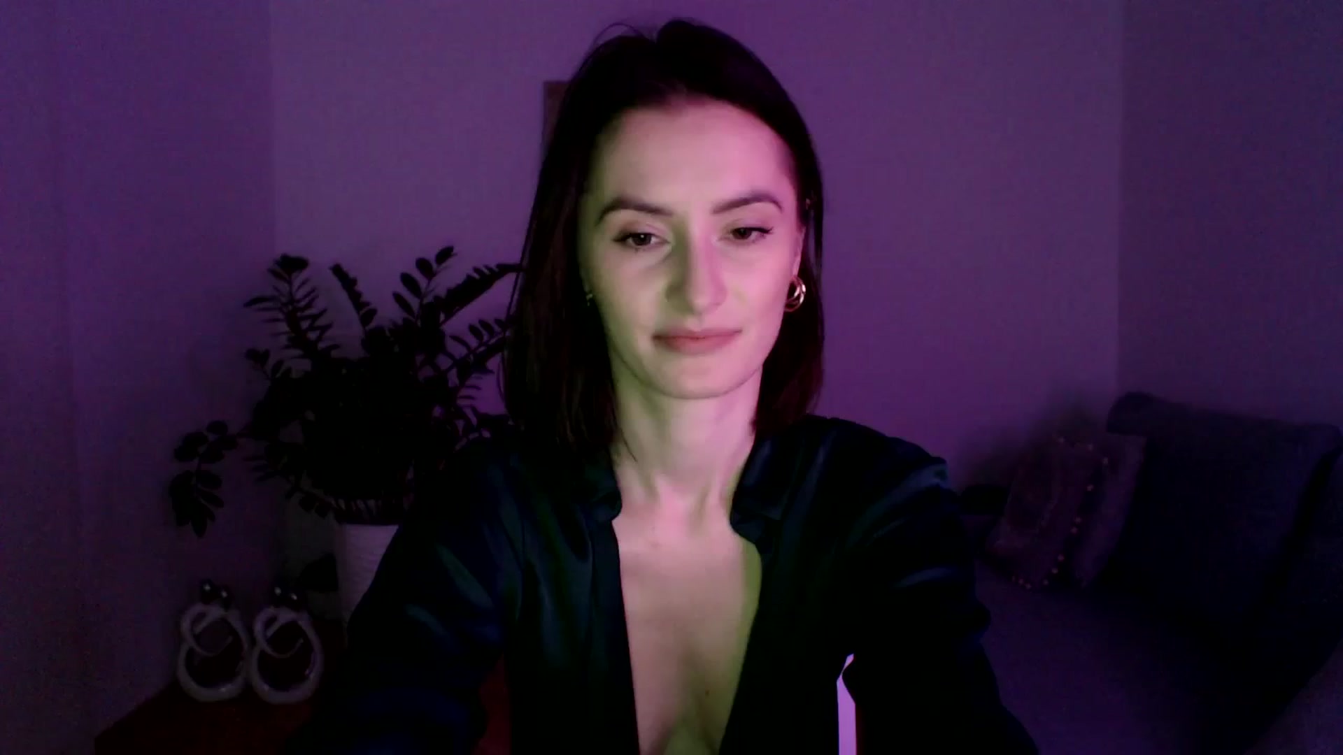 Gallery image thumbnail from PerlaBella's myfreecams stream on, 11/27/2023, 14:17 image 9 of 20