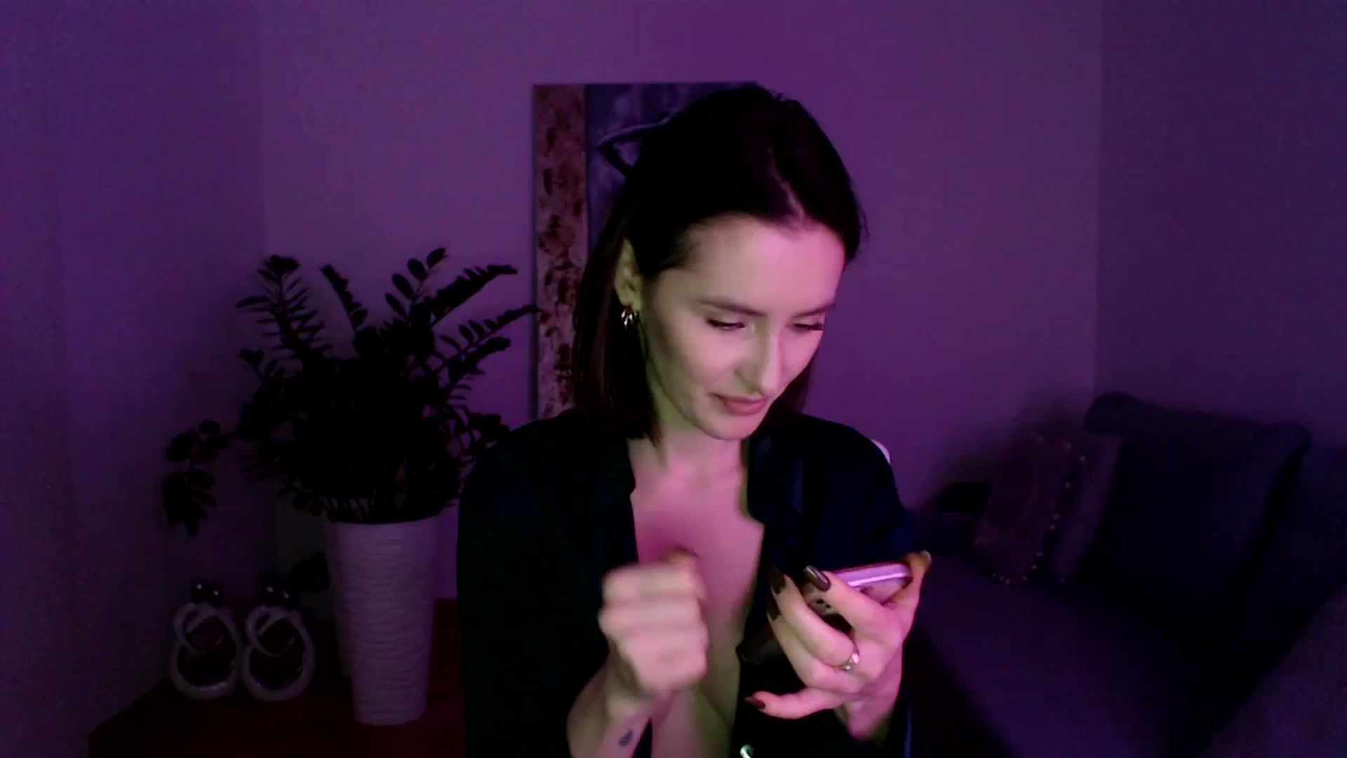 Gallery image thumbnail from PerlaBella's myfreecams stream on, 11/27/2023, 14:17 image 19 of 20