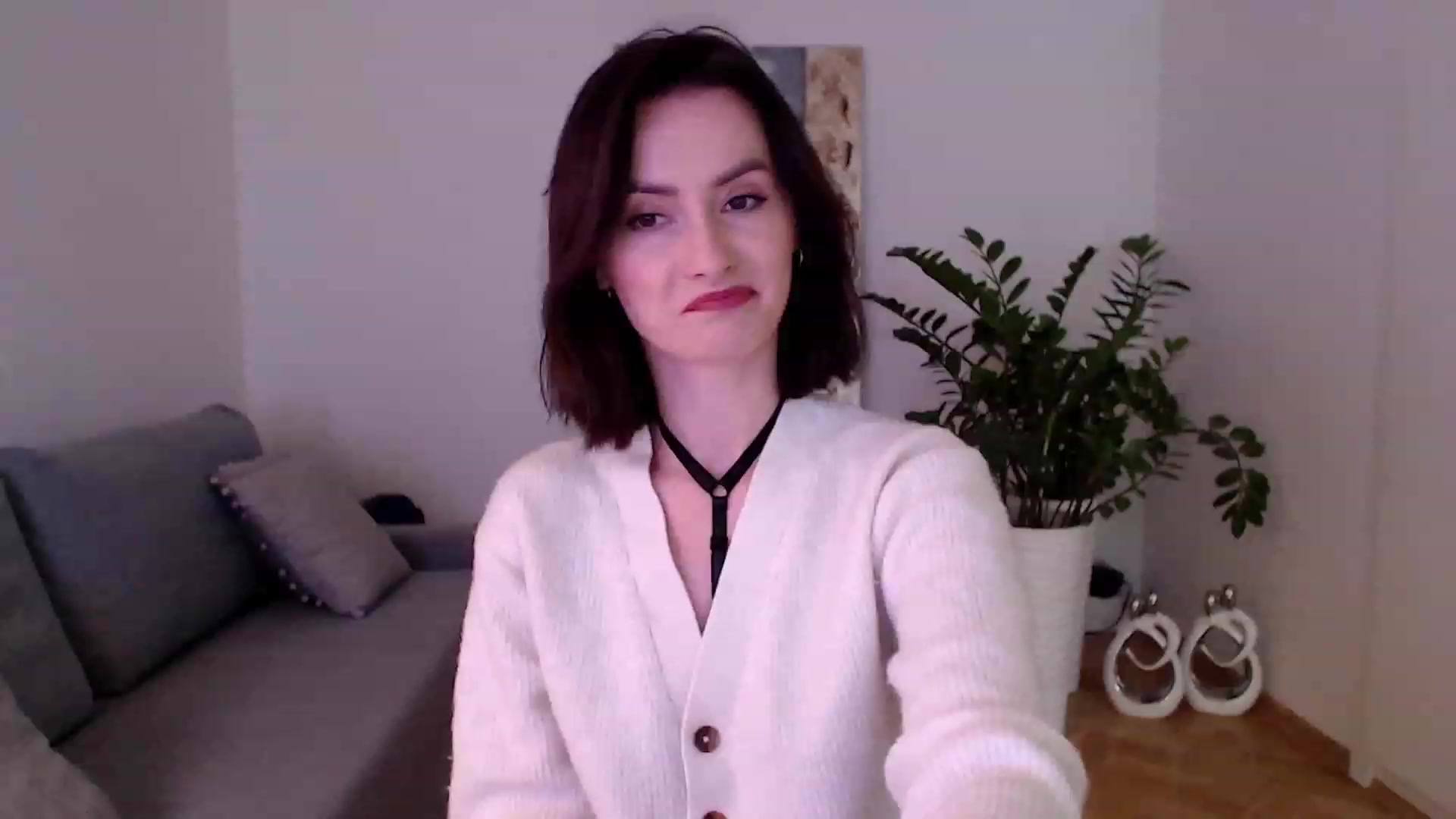 Gallery image thumbnail from PerlaBella's myfreecams stream on, 11/28/2023, 13:51 image 3 of 20