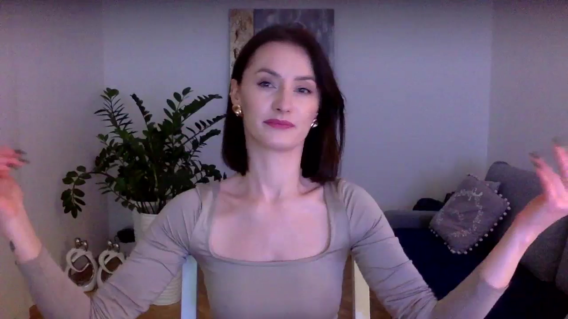 Gallery image thumbnail from PerlaBella's myfreecams stream on, 11/30/2023, 14:37 image 14 of 20