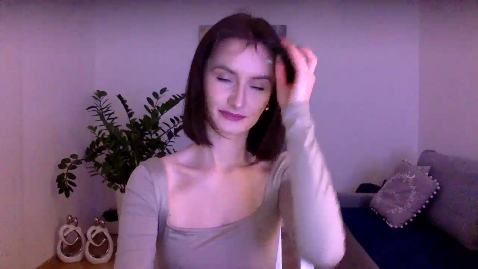 Gallery image thumbnail from PerlaBella's myfreecams stream on, 11/30/2023, 15:46 image 4 of 20