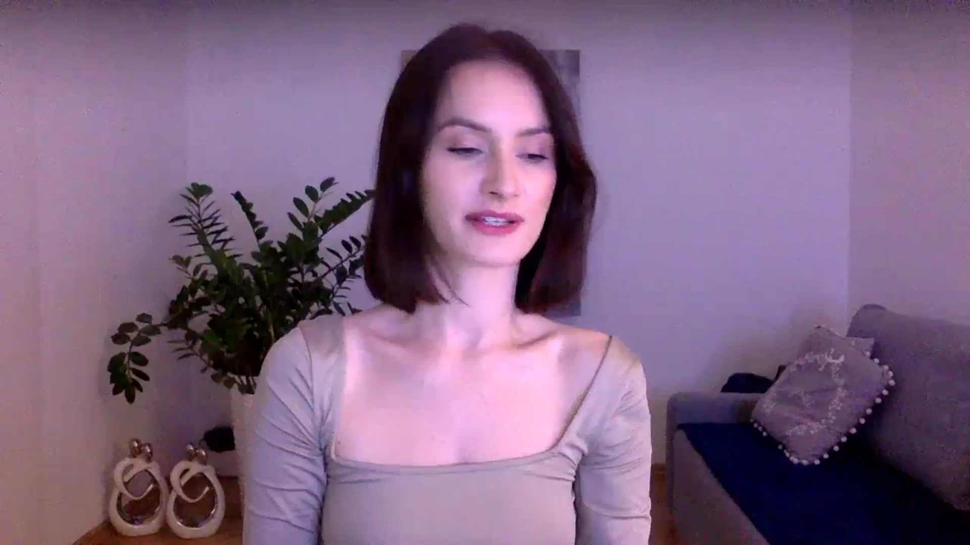 Gallery image thumbnail from PerlaBella's myfreecams stream on, 11/30/2023, 15:46 image 2 of 20