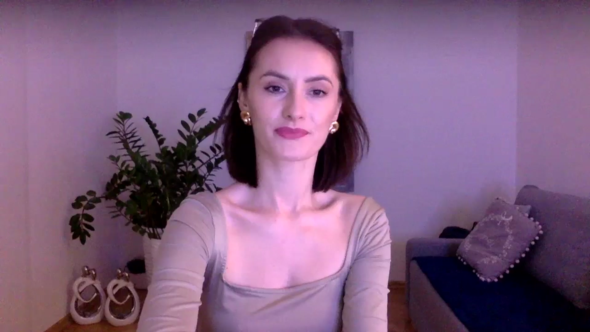 Gallery image thumbnail from PerlaBella's myfreecams stream on, 11/30/2023, 15:46 image 5 of 20