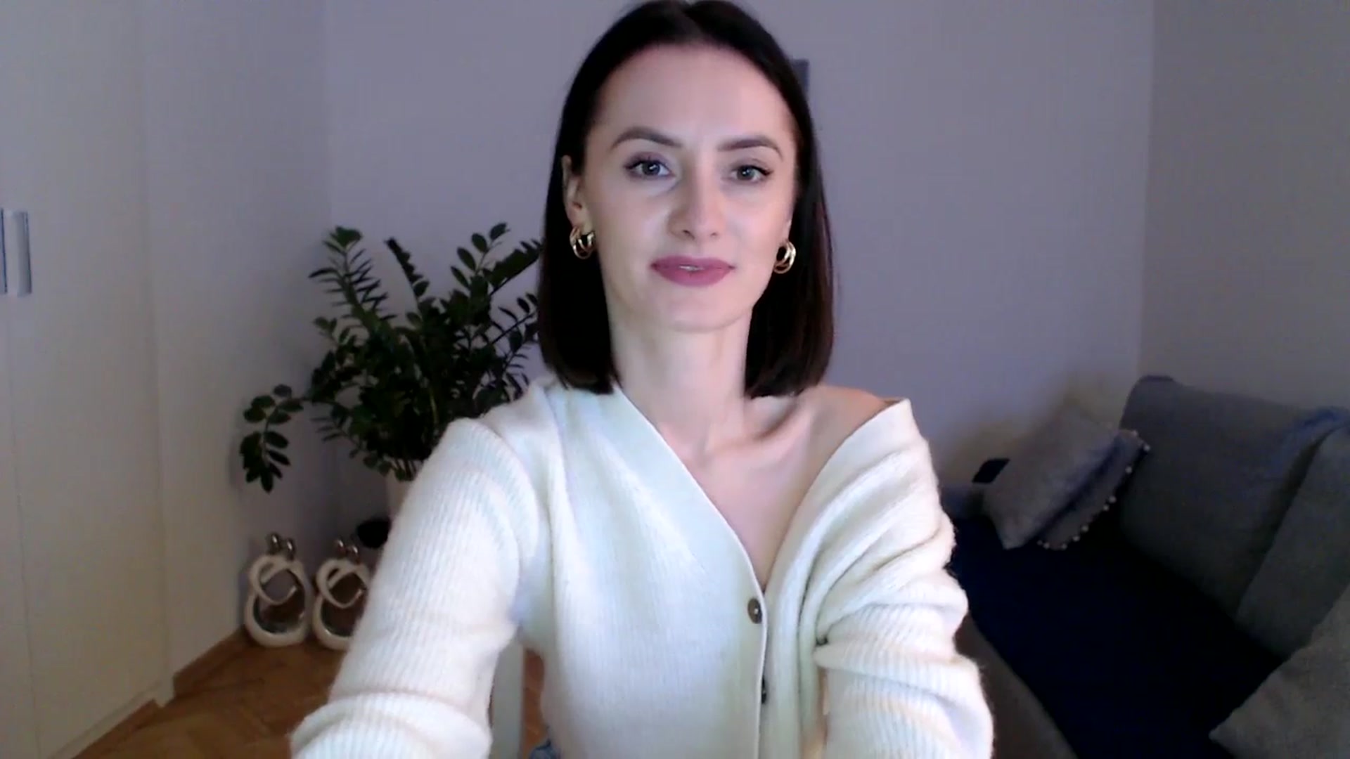 Gallery image thumbnail from PerlaBella's myfreecams stream on, 12/01/2023, 17:44 image 12 of 20