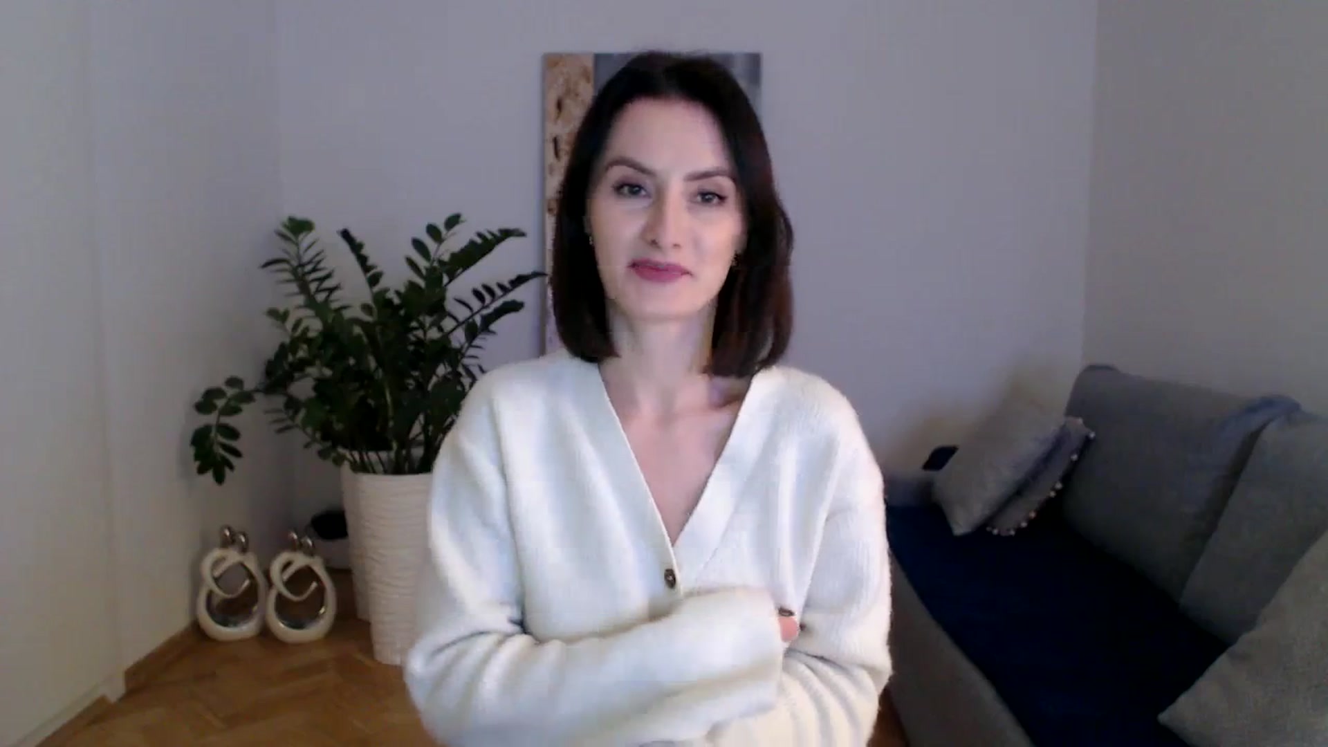 Gallery image thumbnail from PerlaBella's myfreecams stream on, 12/01/2023, 17:44 image 2 of 20