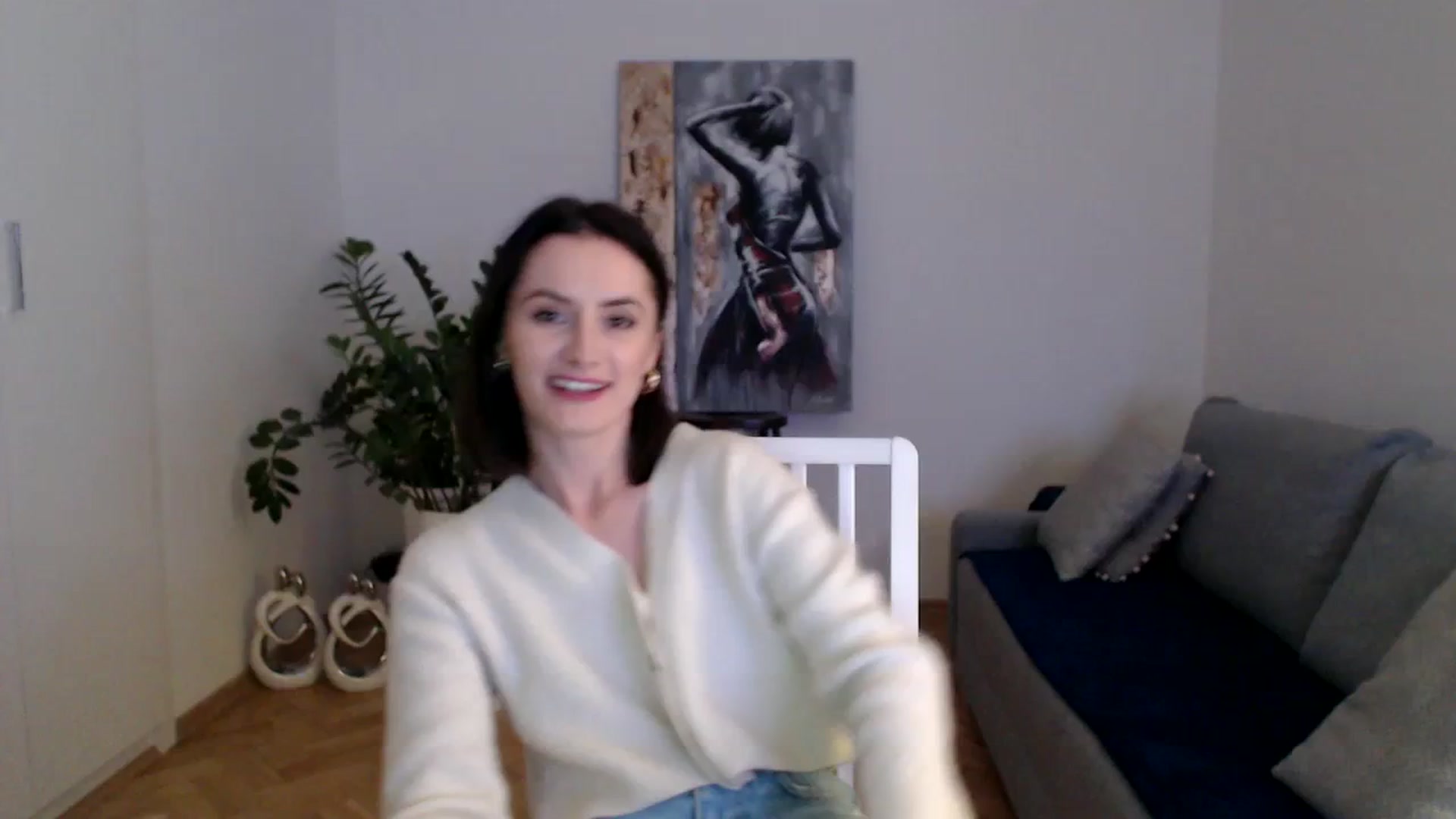 Gallery image thumbnail from PerlaBella's myfreecams stream on, 12/01/2023, 17:44 image 6 of 20
