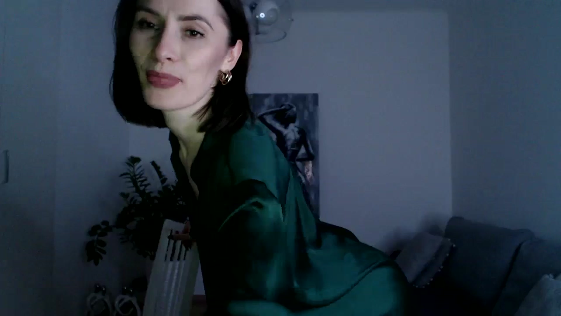 Gallery image thumbnail from PerlaBella's myfreecams stream on, 12/01/2023, 20:02 image 19 of 20