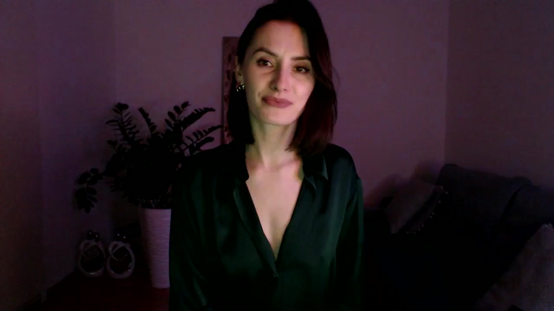 Gallery image thumbnail from PerlaBella's myfreecams stream on, 12/01/2023, 20:02 image 15 of 20